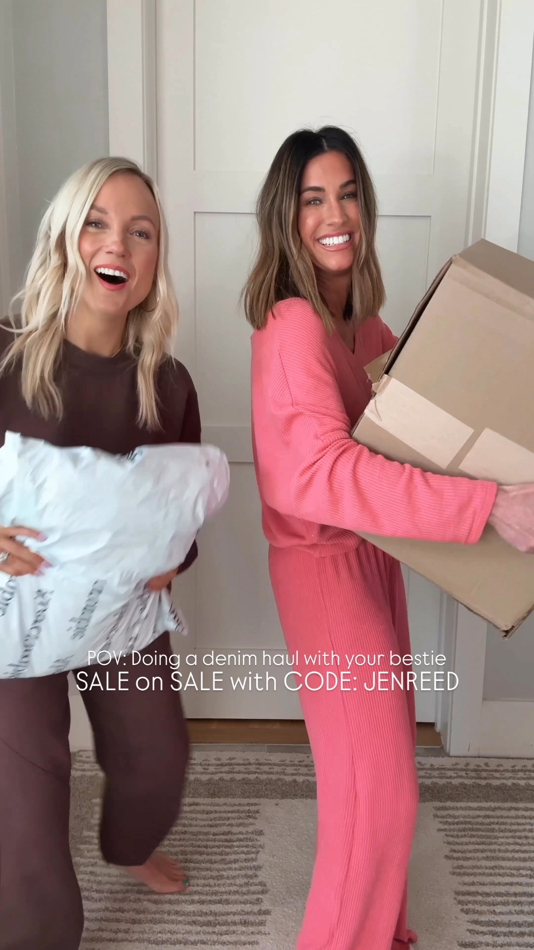 Denim haul and it’s sale on sale with my code: JENREED! 🥰 
Sizing: 
Heather is 5’1 and in size 26 in all jeans 
I’m just shy of 5’4 and wearing size 24 in these pairs 


#LTKStyleTip #LTKFindsUnder50 #LTKFindsUnder100