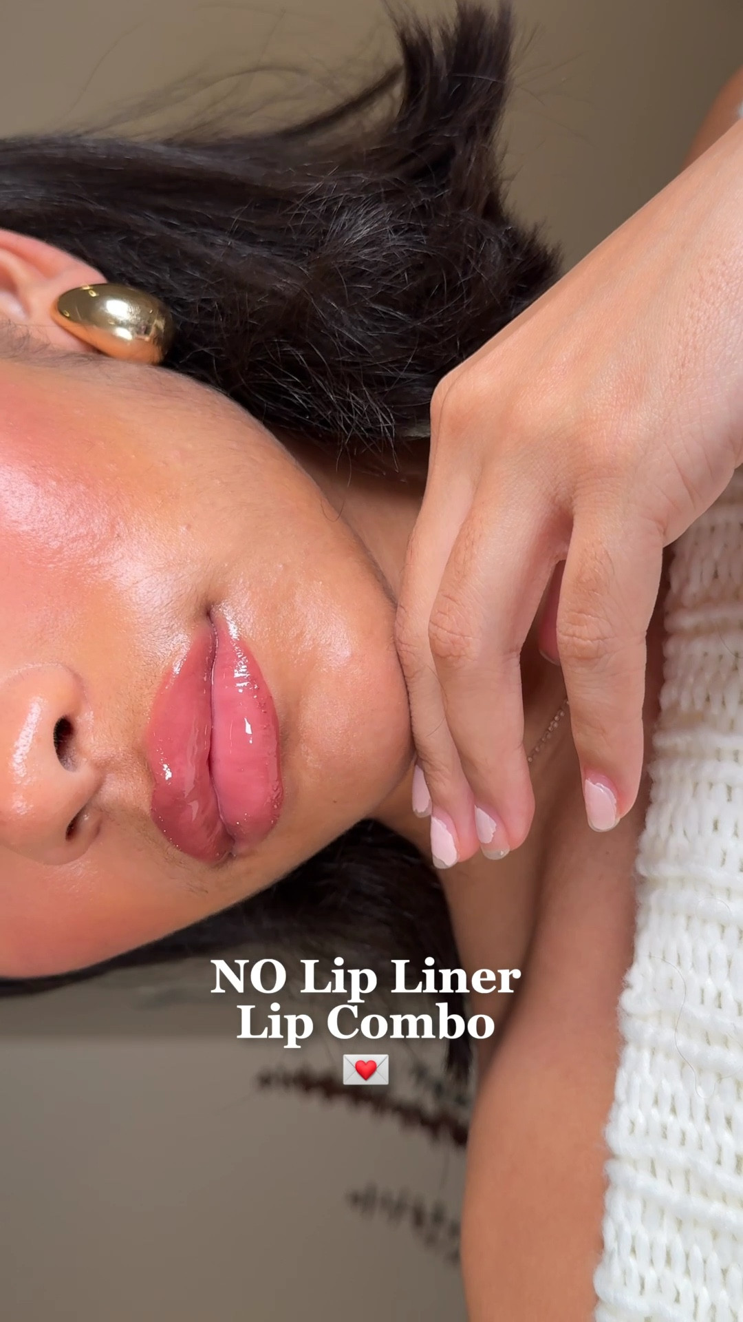 Super glossy lip combo!🩷 Also linked my sweater, I just stretched it so it’d be over my shoulders in this video😆

Lip gloss , pink lip gloss , lip tutorial , makeup tutorial , lip oill

#LTKbeauty #LTKVideo