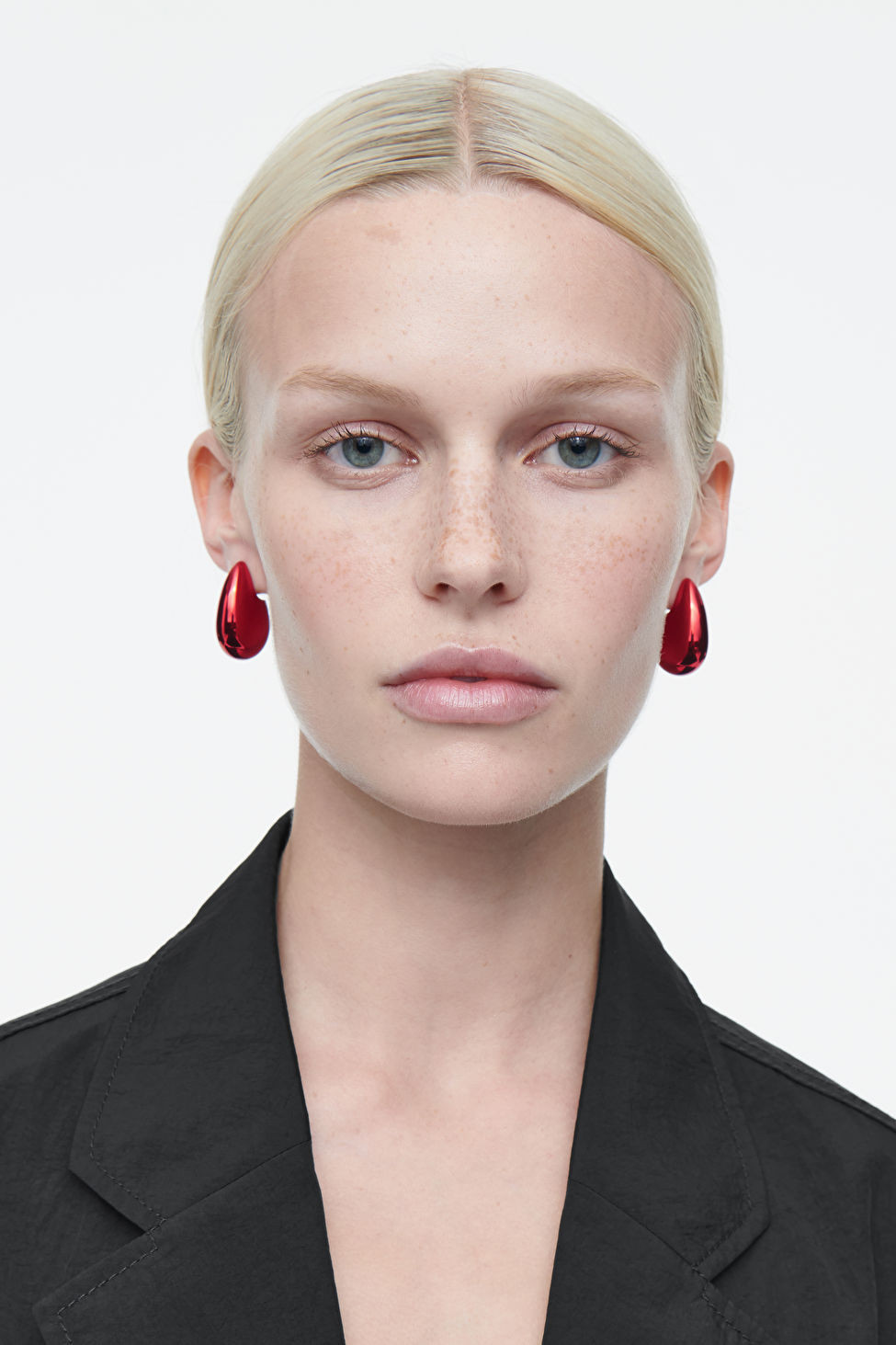 OVERSIZED CHUNKY DROPLET EARRINGS | COS UK