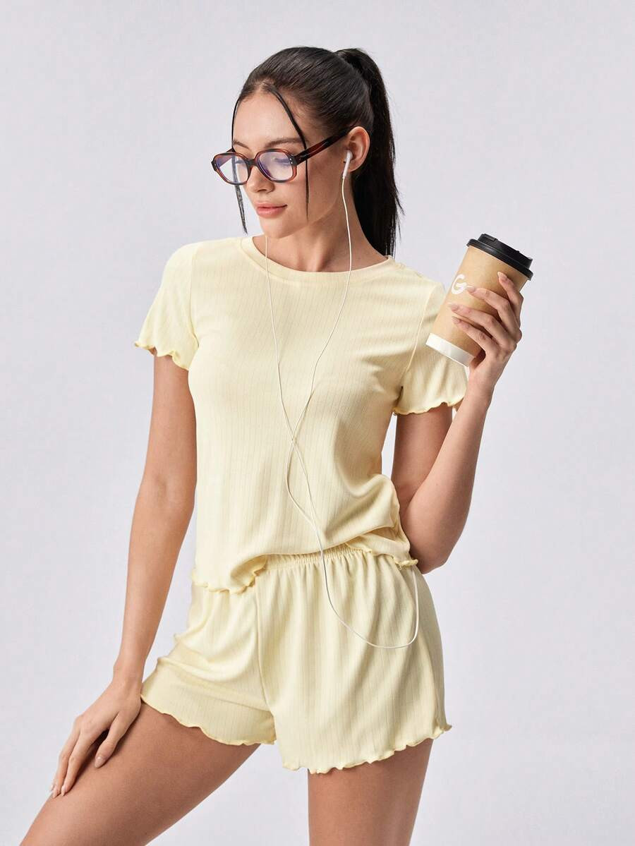 Loungeista Women's Fashion Jacquard Ruffle Trim Short Sleeve Shorts 2 Piece Pajama Set, Casual Mi... | SHEIN