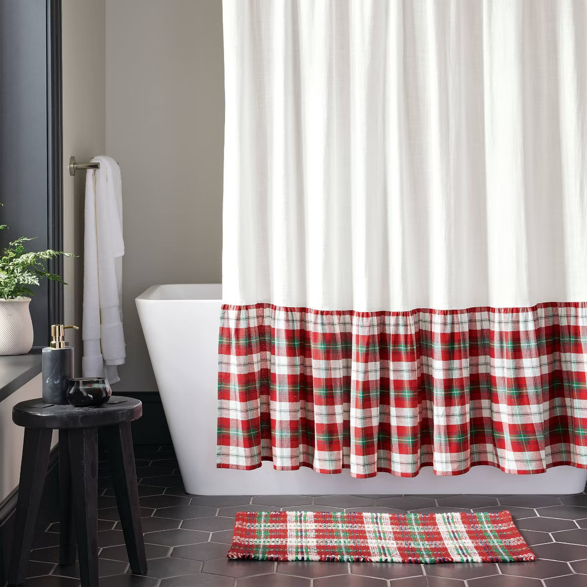 20"x30" Woven Plaid Christmas Bath Rug Red/Green - Threshold™ | Target