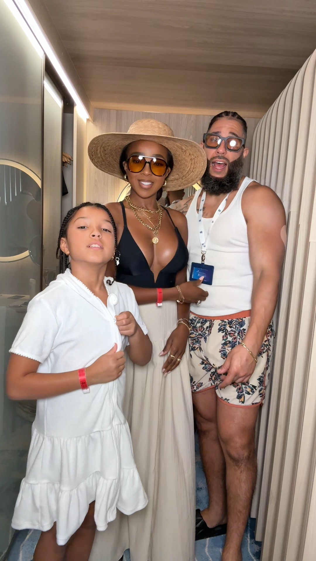 Cruise day time look!

Me: small in all
Ava: 8T 
Sharif: medium

#LTKTravel