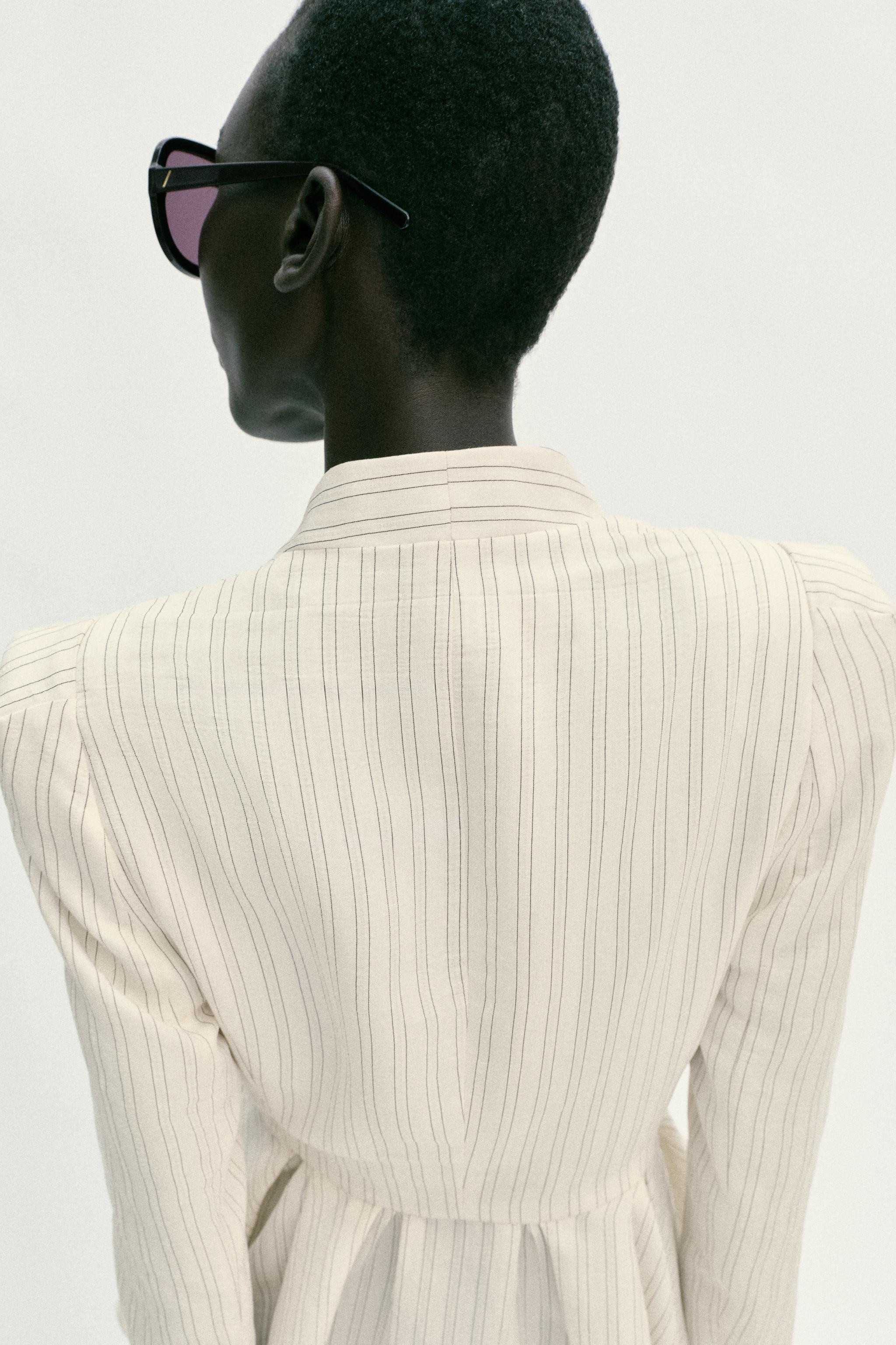 BLAZER MIT STREIFEN UND PEPLUM | Zara DE