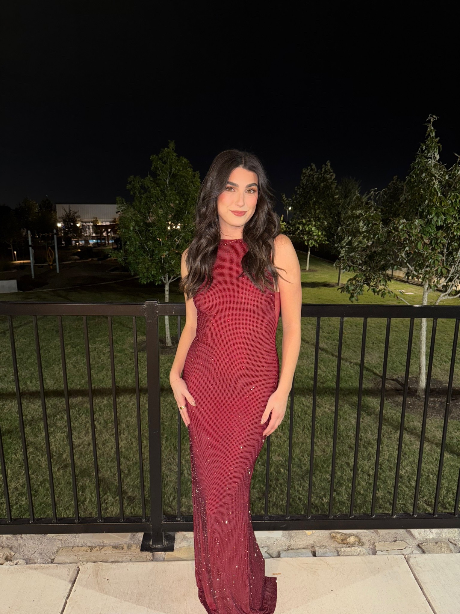 Holiday dress ❤️ 
Size small 
#holidaydress #christmaspartydress #reddress #meshki #meshkidress #longdress #beadeddress #formaldress #christmasdress 