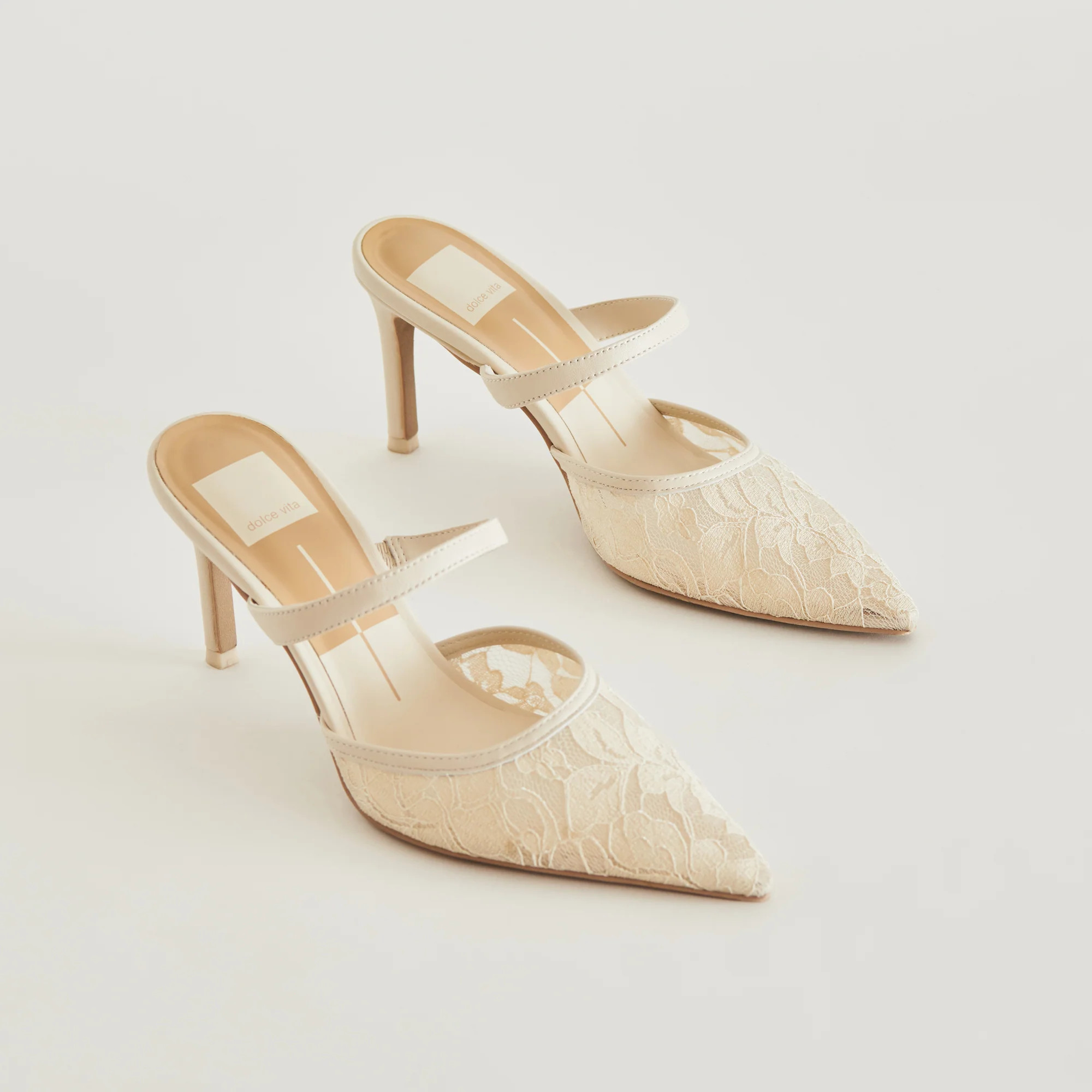 KATIK HEELS WHITE FLORAL LACE | DolceVita.com