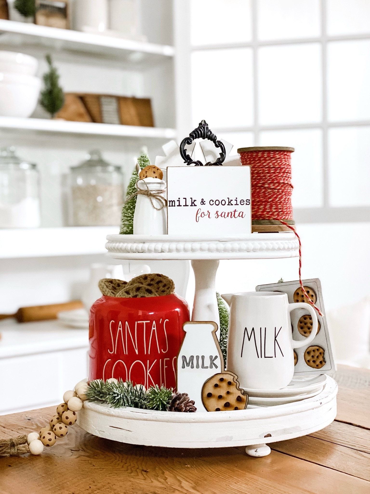 Haven’t shared a tiered tray in a while! Sharing a tray from a few years ago that I loved styling 🎅🏼 🍪 

#tieredtraydecor #tieredtraystyling #tieredtray #christmastieredtray #raedunn #raedunnchristmas #raedunndecor #traystyling #christmastraydecor #howichristmas #howihome #howiholiday 

#LTKHoliday #LTKhome #LTKSeasonal