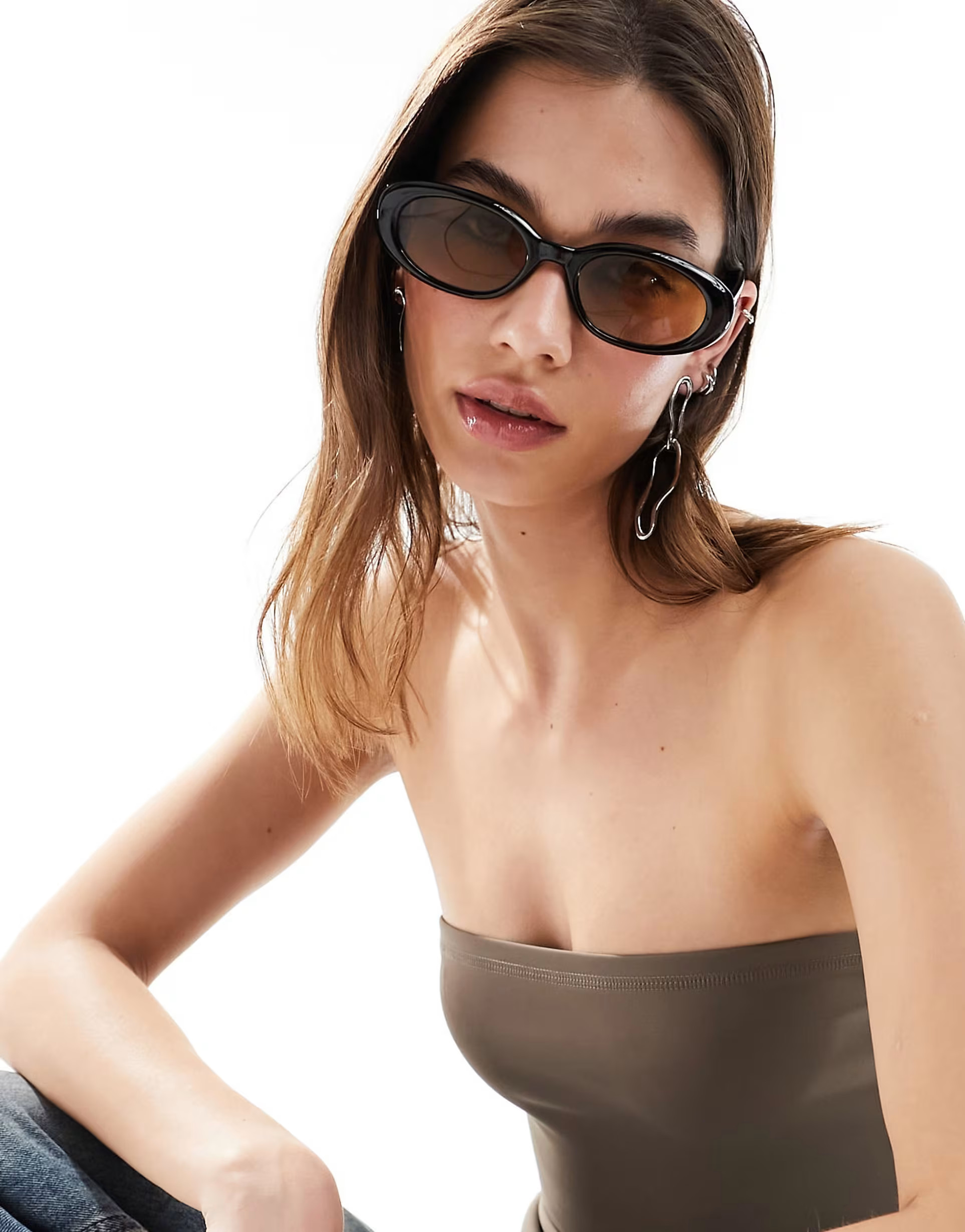 ASOS DESIGN bevel oval sunglasses in black with brown lens | ASOS (Global)