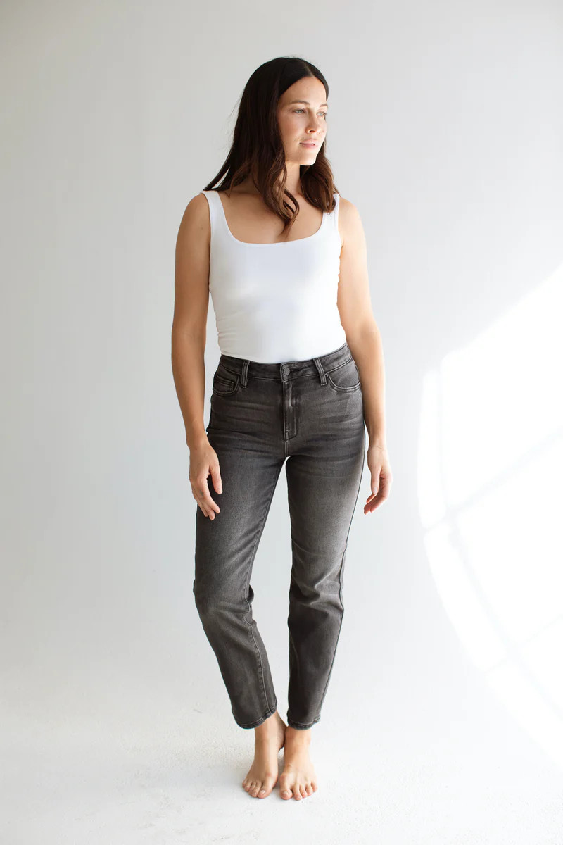 Chrissy Classic Vintage Jeans | Carly Jean Los Angeles