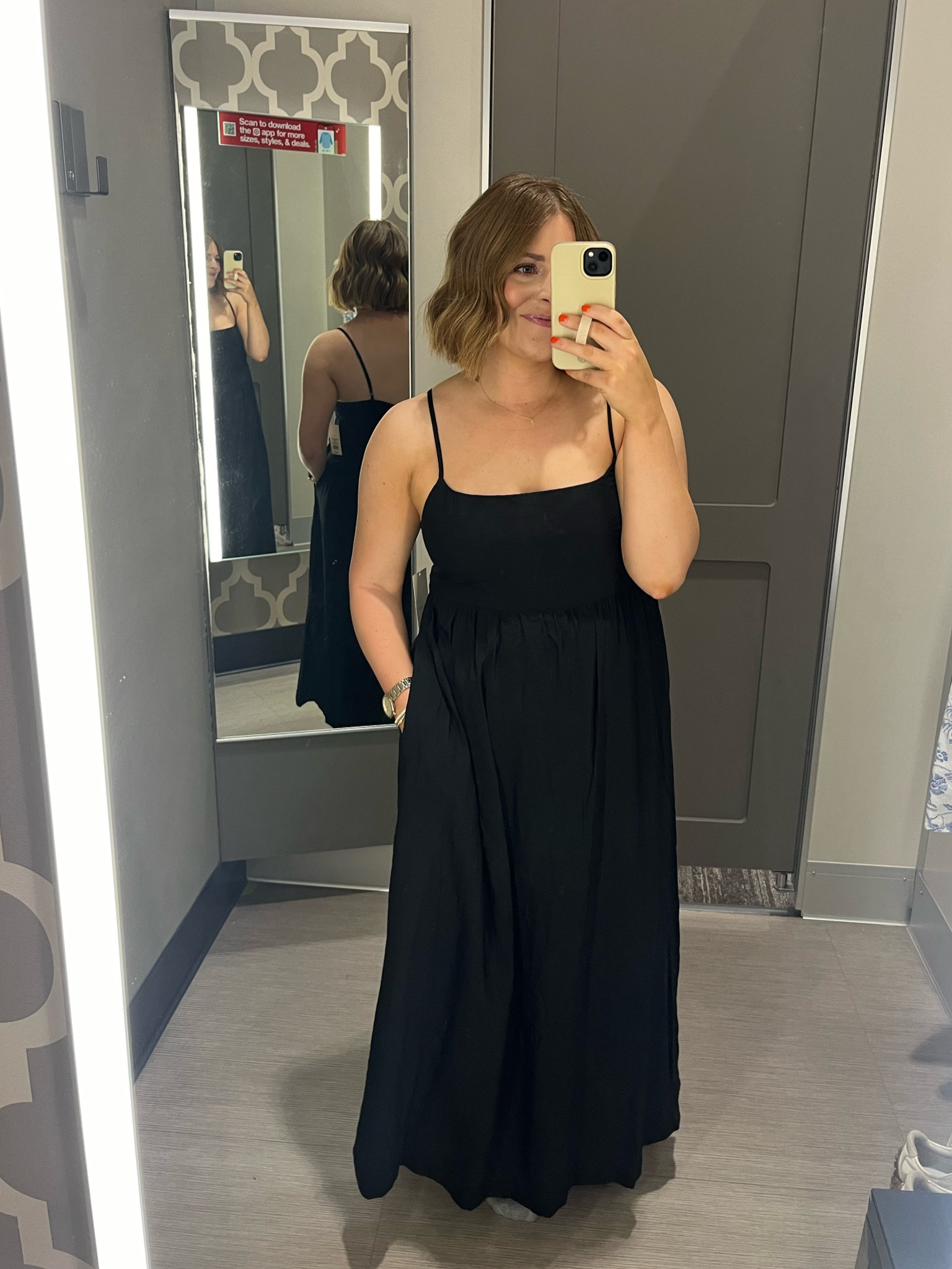 Target dress// has the cutest bow detail in the back! adjustable straps + on sale right now!!

Wearing L (tts)

#LTKSaleAlert #LTKFindsUnder50 #LTKMidsize