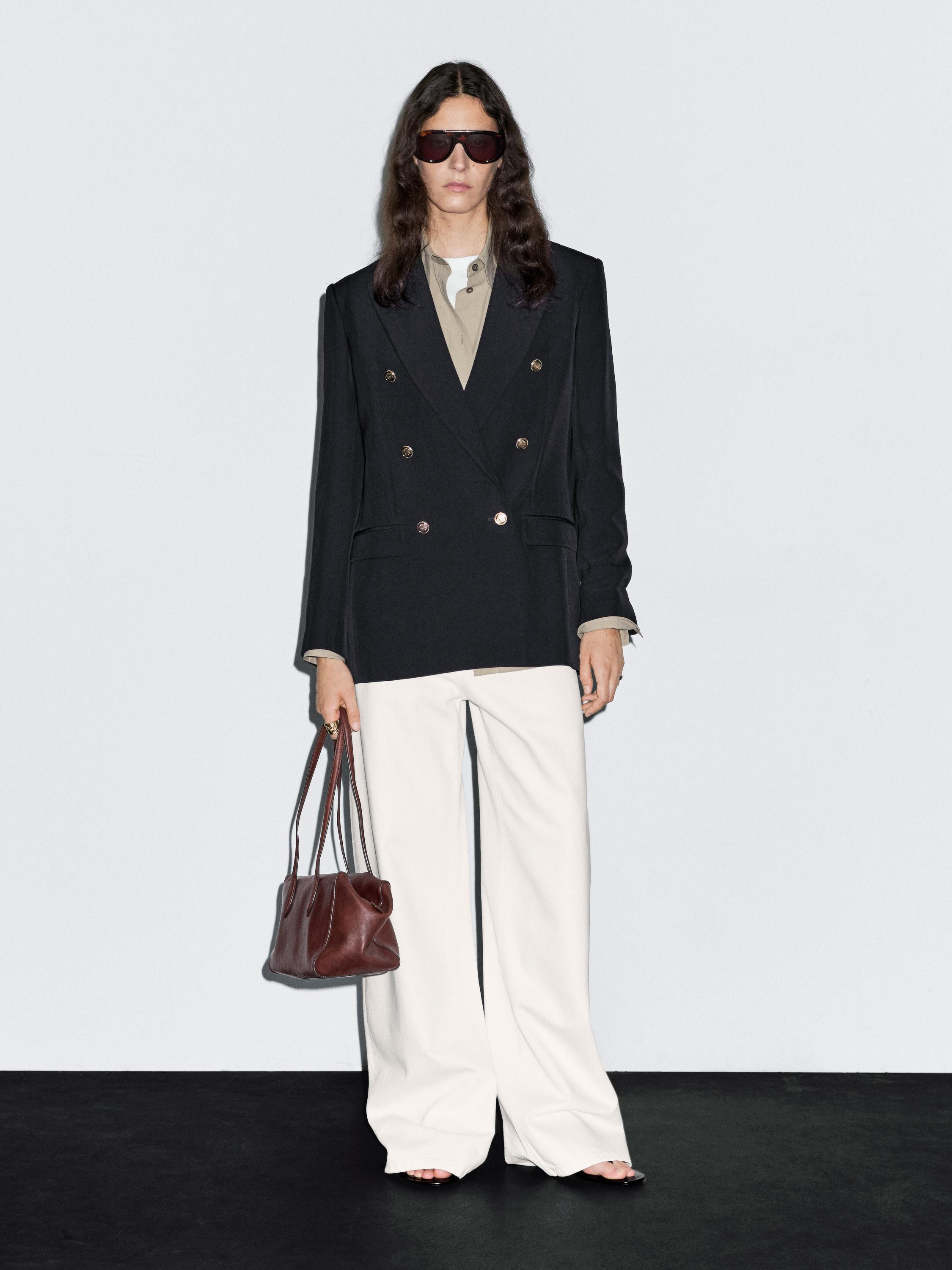 Wool blend blazer with gold buttons | Massimo Dutti UK