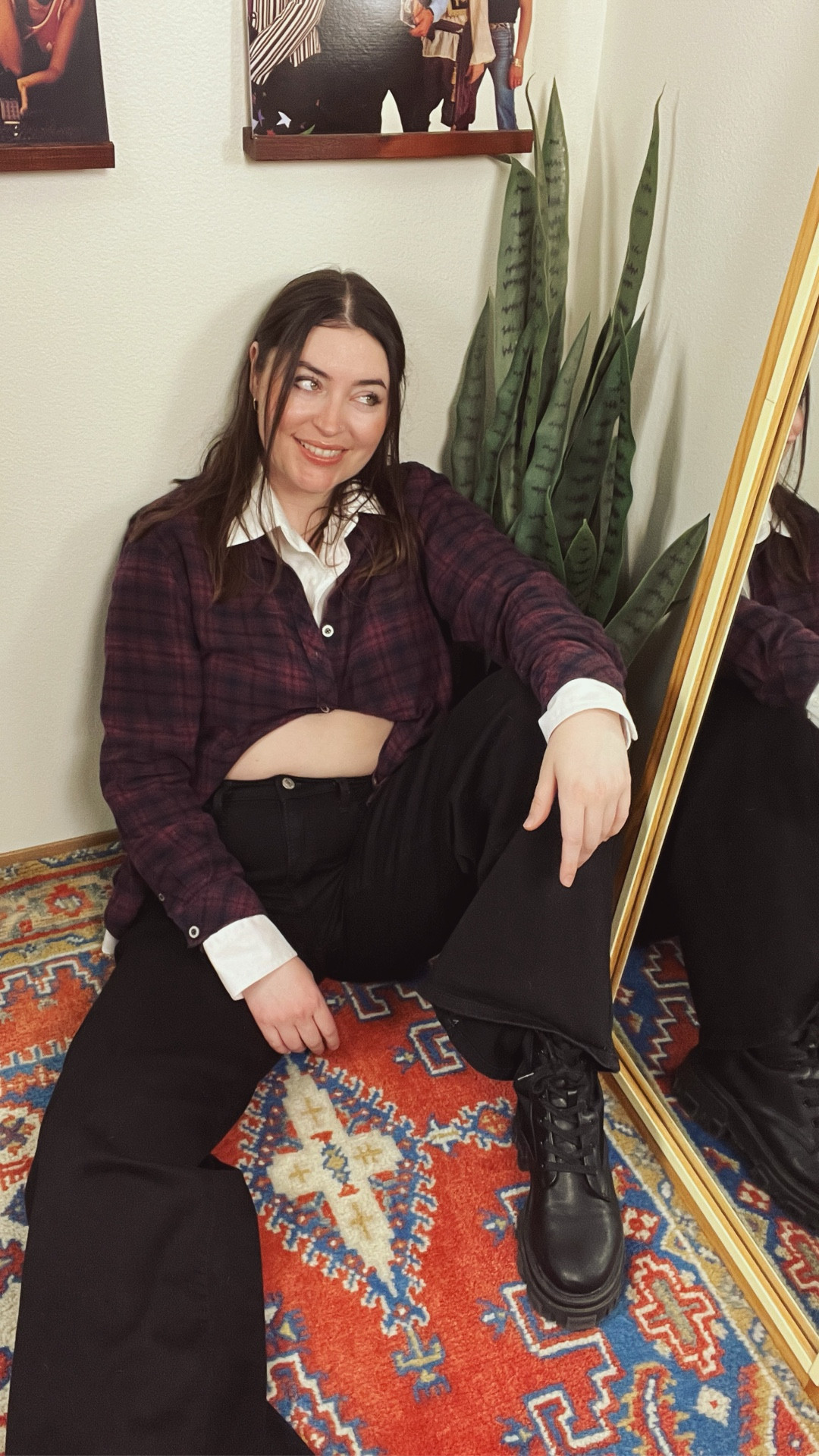 I’m not buying new tops, I’m doing this instead 💃🏻

Layering like this = instantly edgier (& cooler!) 

Soft grunge but make it effortless

Save this for your next outfit 🫶

#LTKMidsize #LTKgrwm #LTKootd