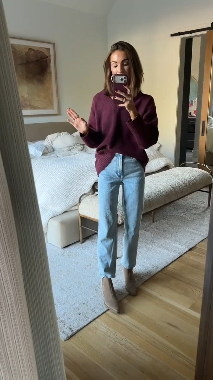 sweater + jeans both on sale! 😍

#LTKootd #LTKSaleAlert