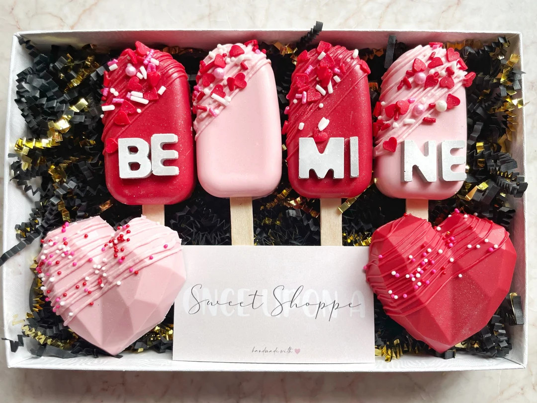 Pre Sale Pink & Red Valentine's Day Cakesicle Set. Customizable Cakesicle Gift Set. Valentine's D... | Etsy (US)