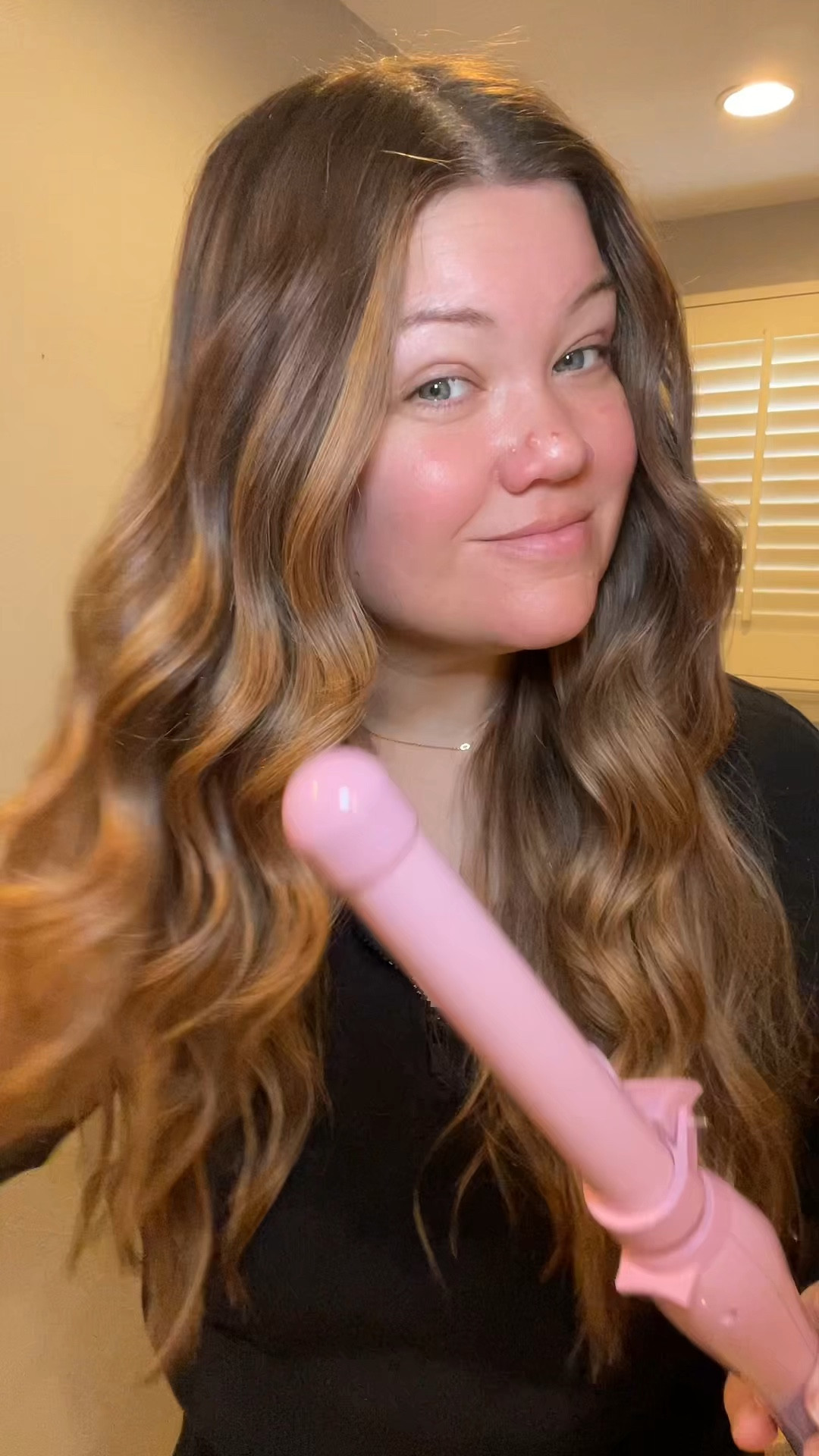 The Beachwaver is the easiest and fastest way to get gorgeous waves! Clamp your hair and hit the button to curl! #beachwaver 

#LTKVideo #LTKbeauty #LTKover40