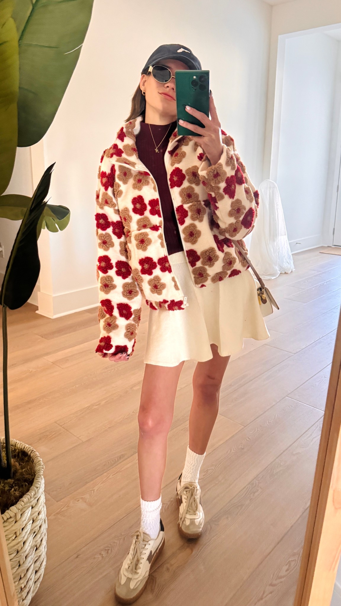 Comfy fall jacket🌼🌼 Use code [BRITTANYN30] for 30%-OFF site wide at vicicollection.com 

#LTKSaleAlert #LTKFindsUnder50 #LTKSeasonal