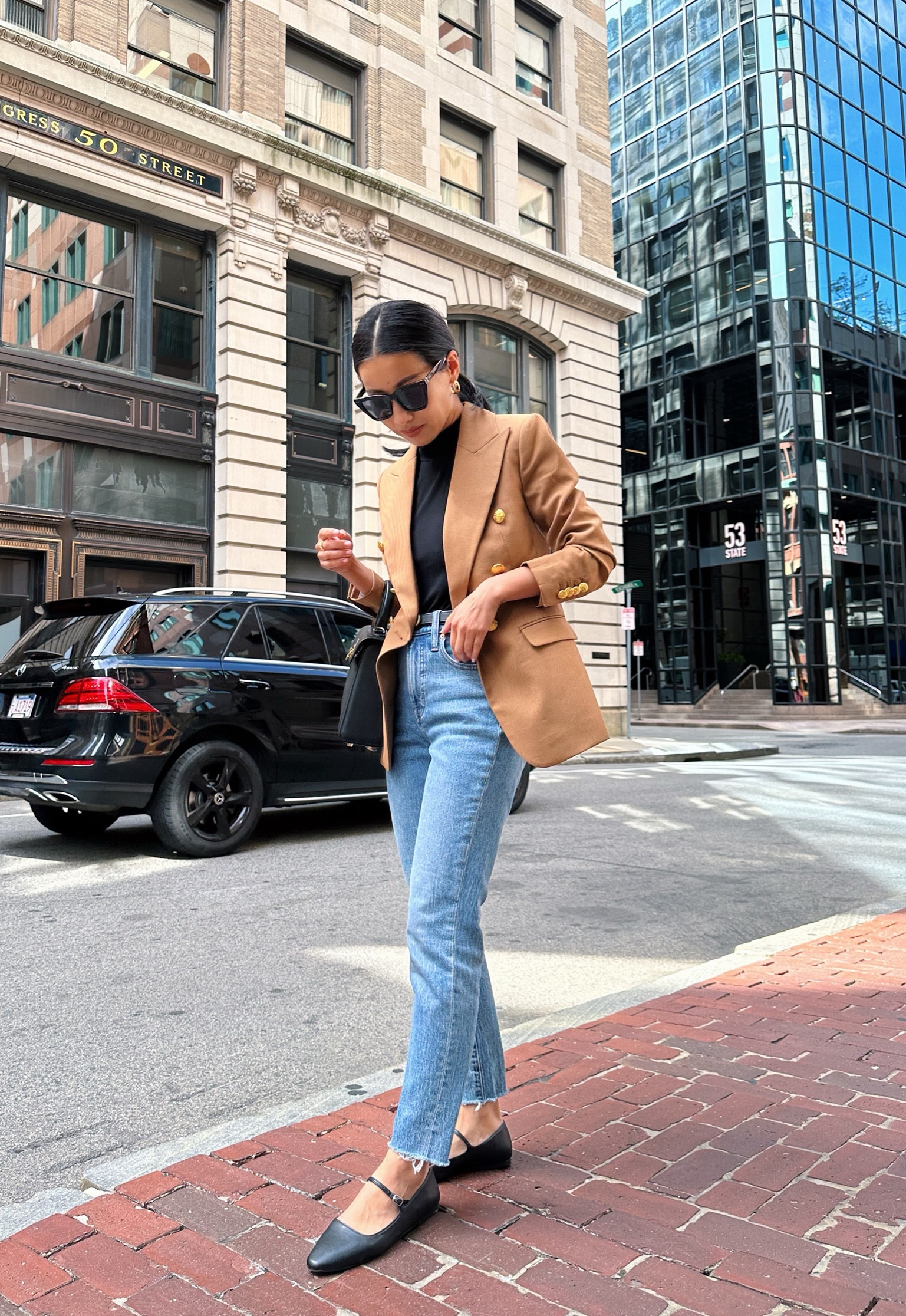 •Banana Republic captain blazer 00P - a great timeless tailored blazer that can be dressed up or down. Perfect fit on me. This is a longer style blazer. They also have a similar style at BR factory! 

•Madewell perfect vintage jeans 24 petite (hems cut) - note that the waist runs a tad big on these, but wasn’t big enough for me to size down. 

•Open Edit Mary Jane flats sz 5.5

•Mockneck is old from Theory, similar options linked 

•YSL sunglasses

•Edited Pieces reversible horse 
bit belt xxs (available on EditedPieces.com) 
•Cafune bag (not linkable)

Smart casual work wear denim outfits 

#LTKworkwear #LTKsalealert #LTKSeasonal