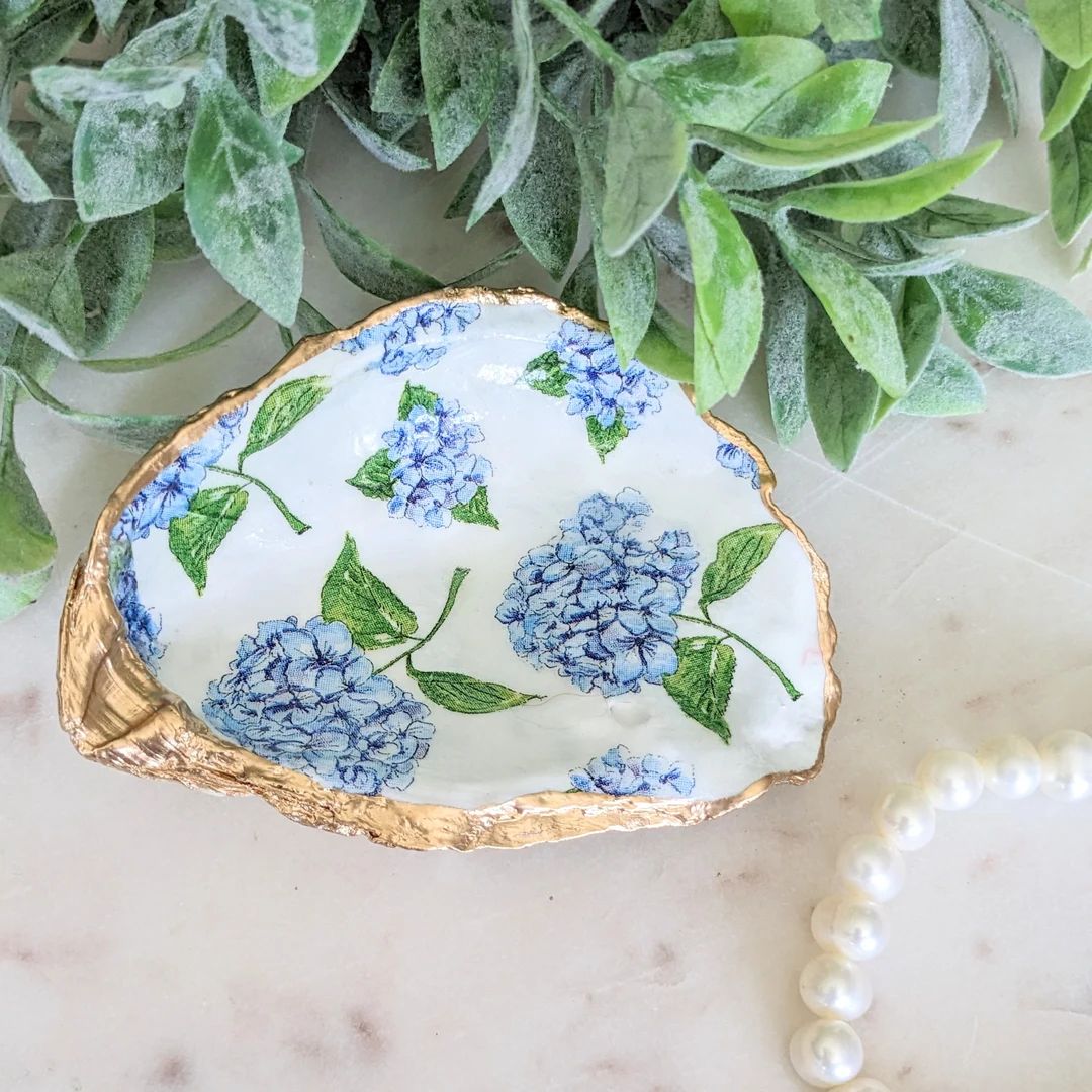 Oyster Shell Trinket Ring Dish - Scattered Hydrangeas, Decoupaged Oyster Shell, Beach Themed Brid... | Etsy (US)
