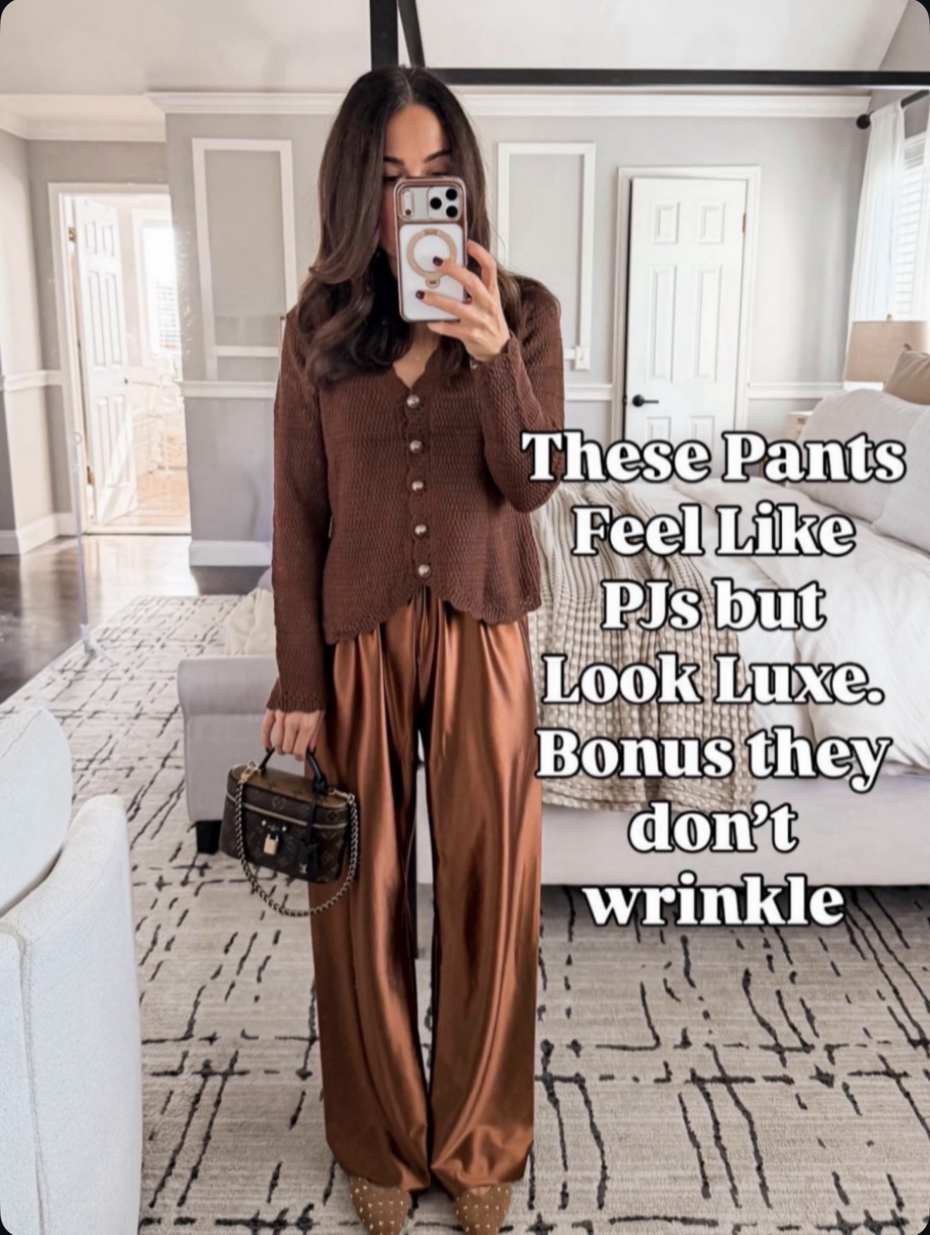 These pants feel like PJs but look luxe (and don’t wrinkle!) 🤎 🔗⬇️

#LTKOver40 #LTKHoliday #LTKSeasonal