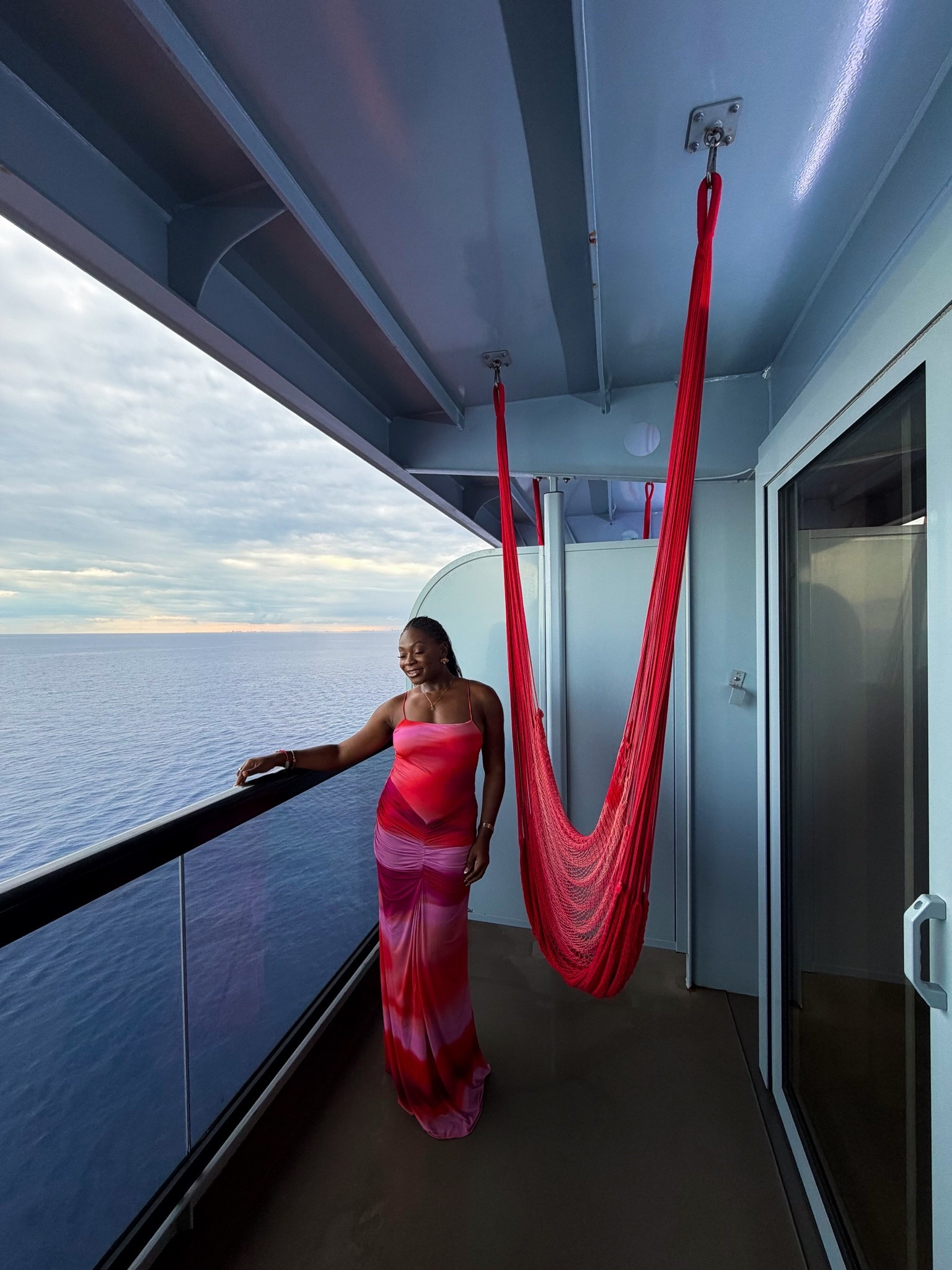 Ombré dress like the sunset

#LTKtravel