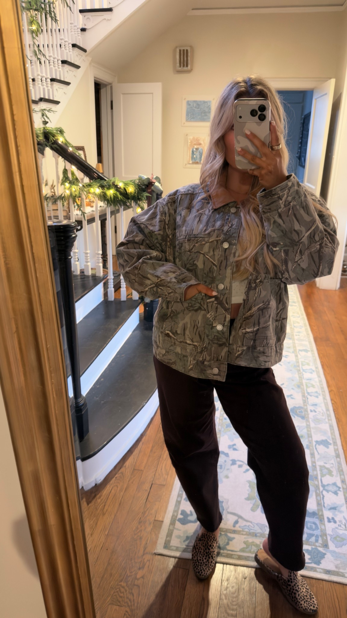 OBSESSED with this jacket 💚

Sized up to a large for oversized fit 


Target / Target fashion / jacket / camo jacket 

#LTKSeasonal #LTKFindsUnder50 #LTKPetite