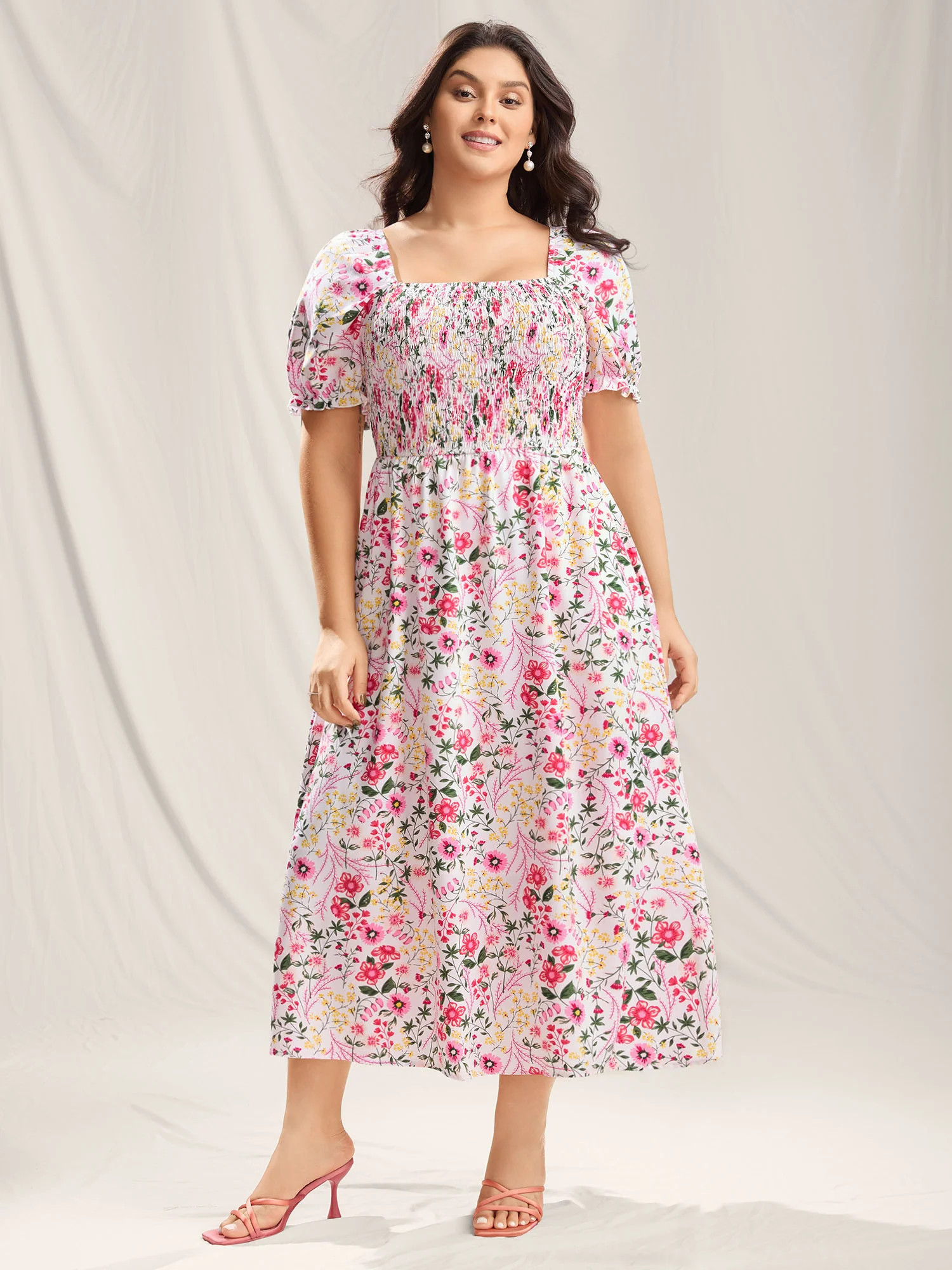 Shirred Floral Print Pockets Maxi Dress | Bloomchic