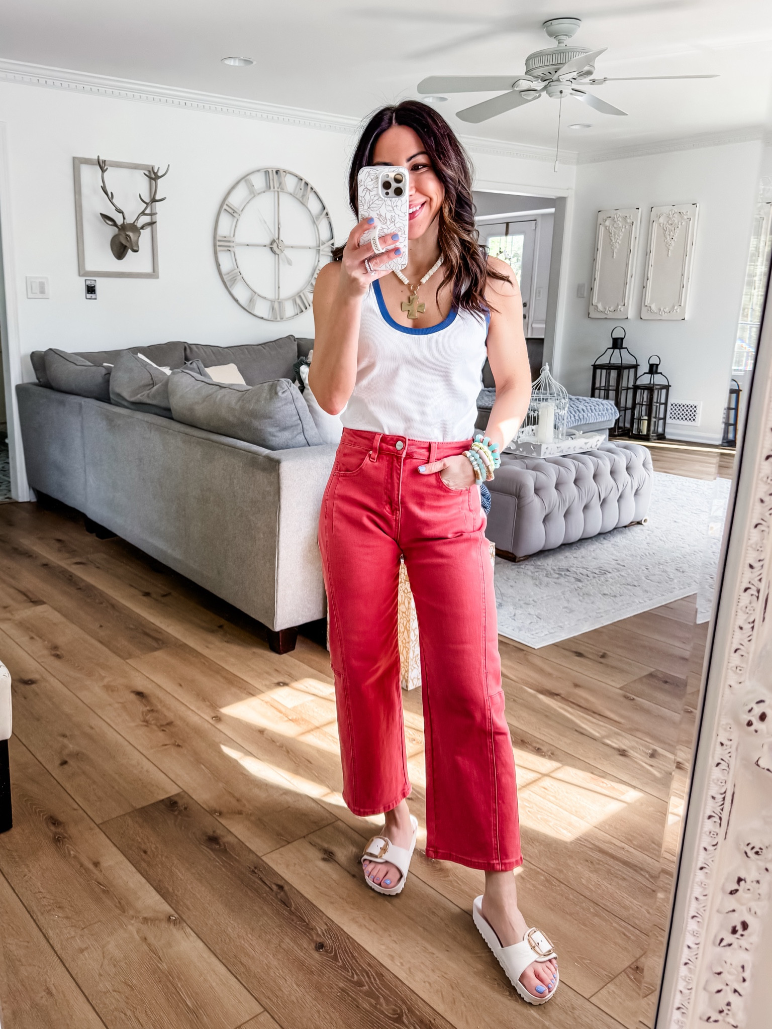 25 jeans. Small tank 



#LTKPetite #LTKOver40