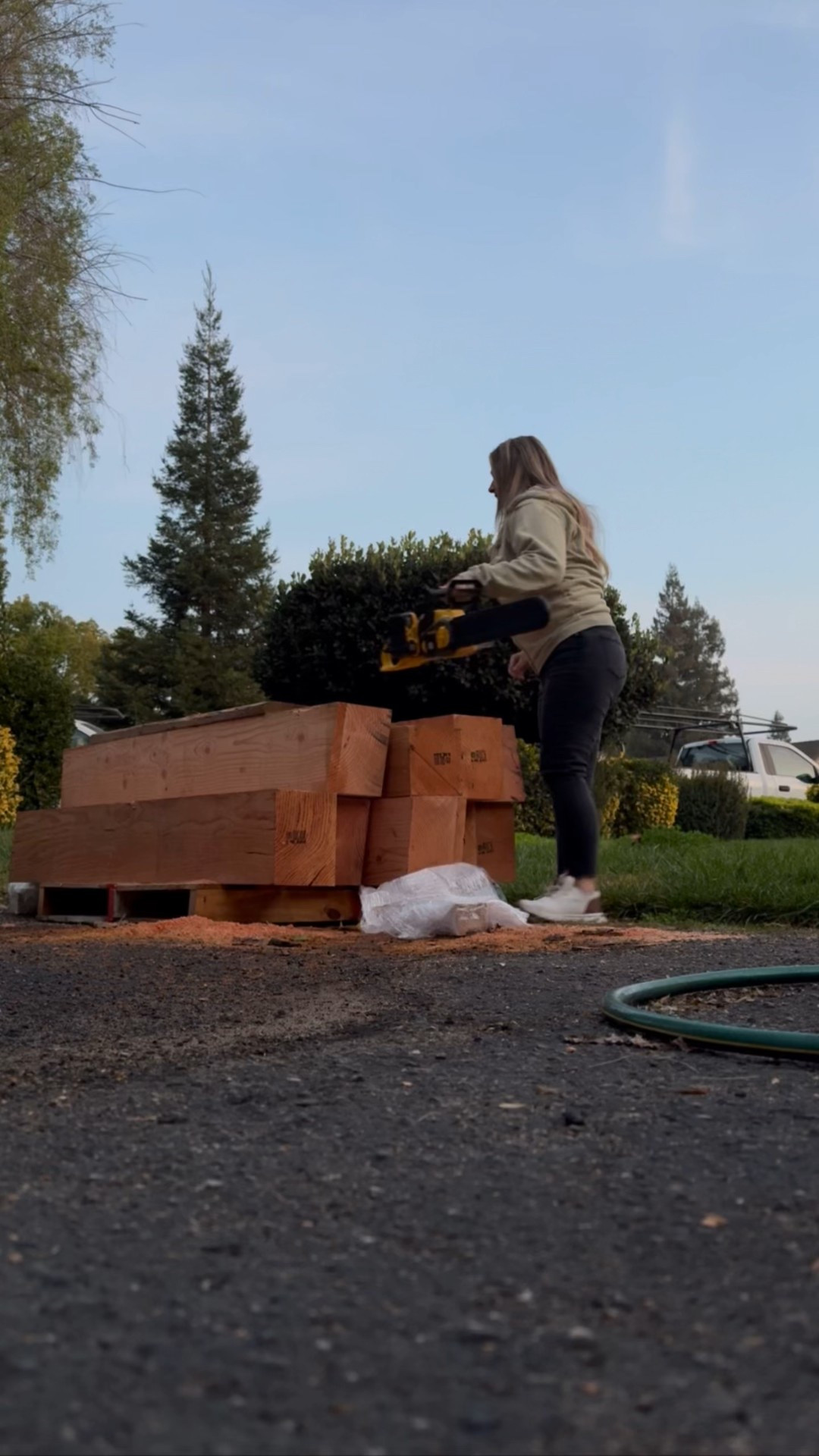 Easy for me. Powerful enough for serious jobs. ⚡
This DeWalt battery chainsaw is 20% off right now and it’s been such a win for us.

#LTKGiftGuide #LTKSaleAlert #LTKMens