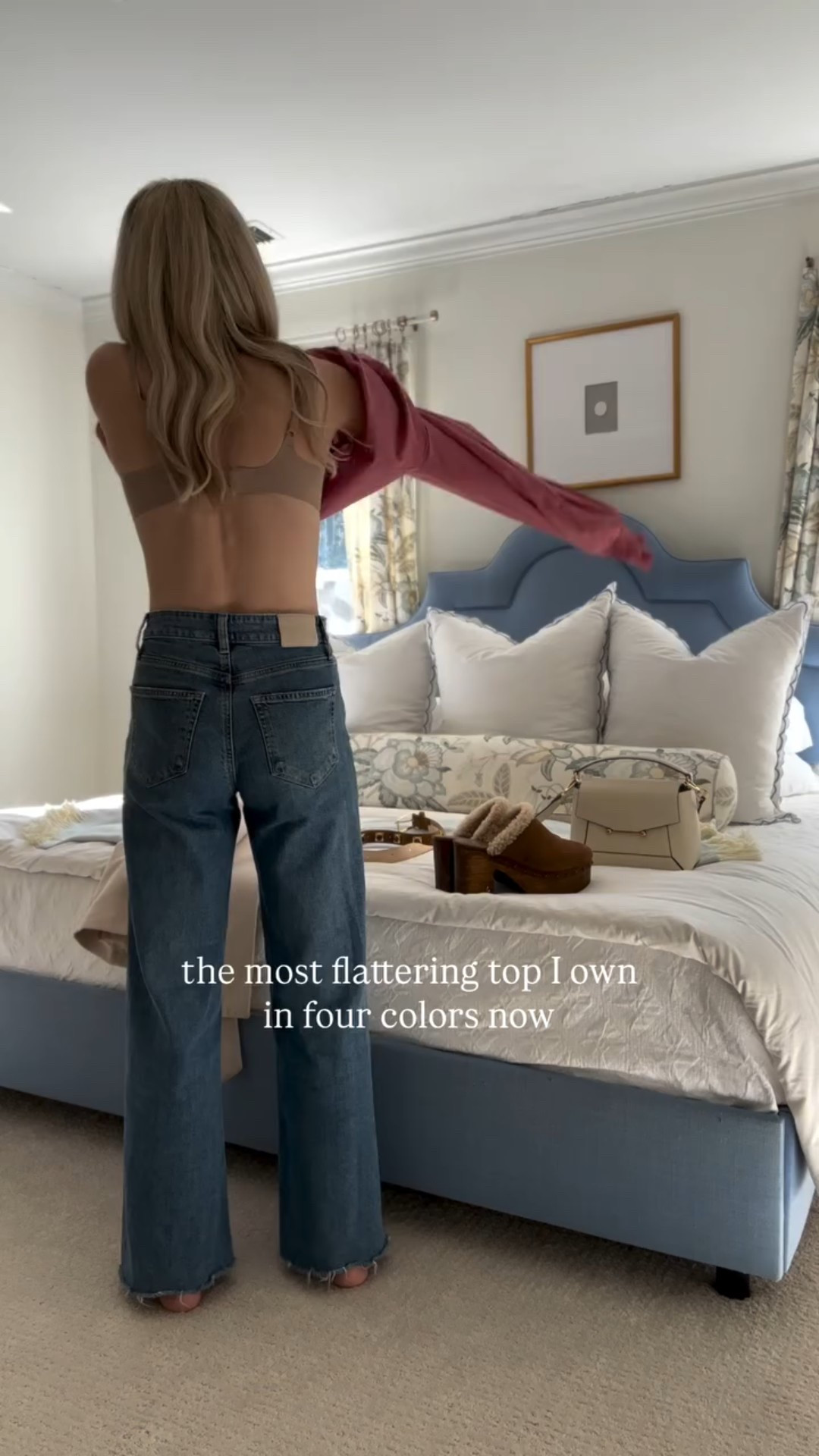 ootd featuring my go to elevated top - comment WANT for links! A great price and comes in a few colors and patterns, all of which I wear on rotation! It somehow looks great with all types of jeans - wide leg, straight, skinny, and with all the washes - dark, light, white! These jeans are also a MVP and are flattering on everyone and the perfect cropped length to wear with it all!