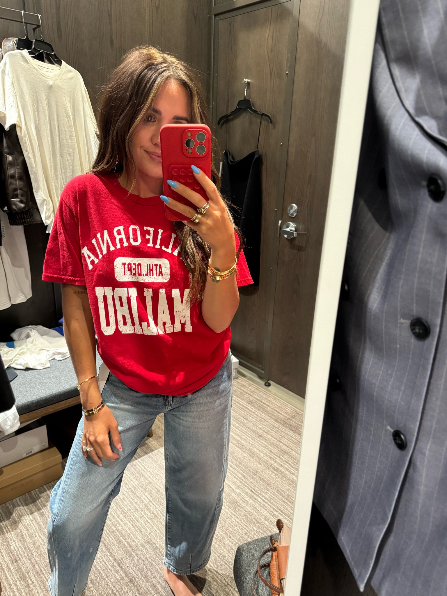 Great red graphic tee

#LTKFindsUnder50 #LTKxNSale #LTKSummerSales