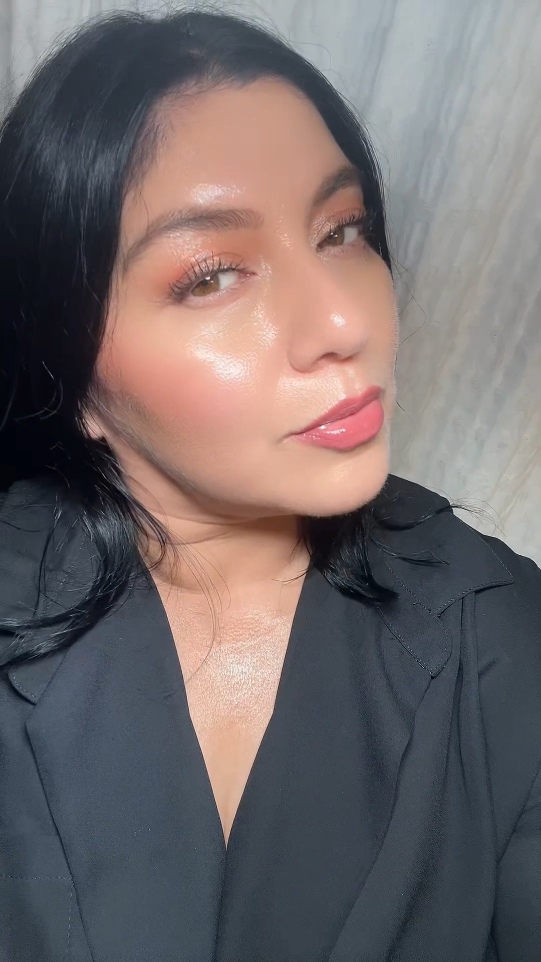 Turn any moment into a “glass skin” glow-up. This lightweight mist combines a serum & oil hybrid to refresh, hydrate, and calm your complexion wherever you are. #dalba #firstsprayserum 

#LTKFindsUnder50 #LTKOver40 #LTKBeauty