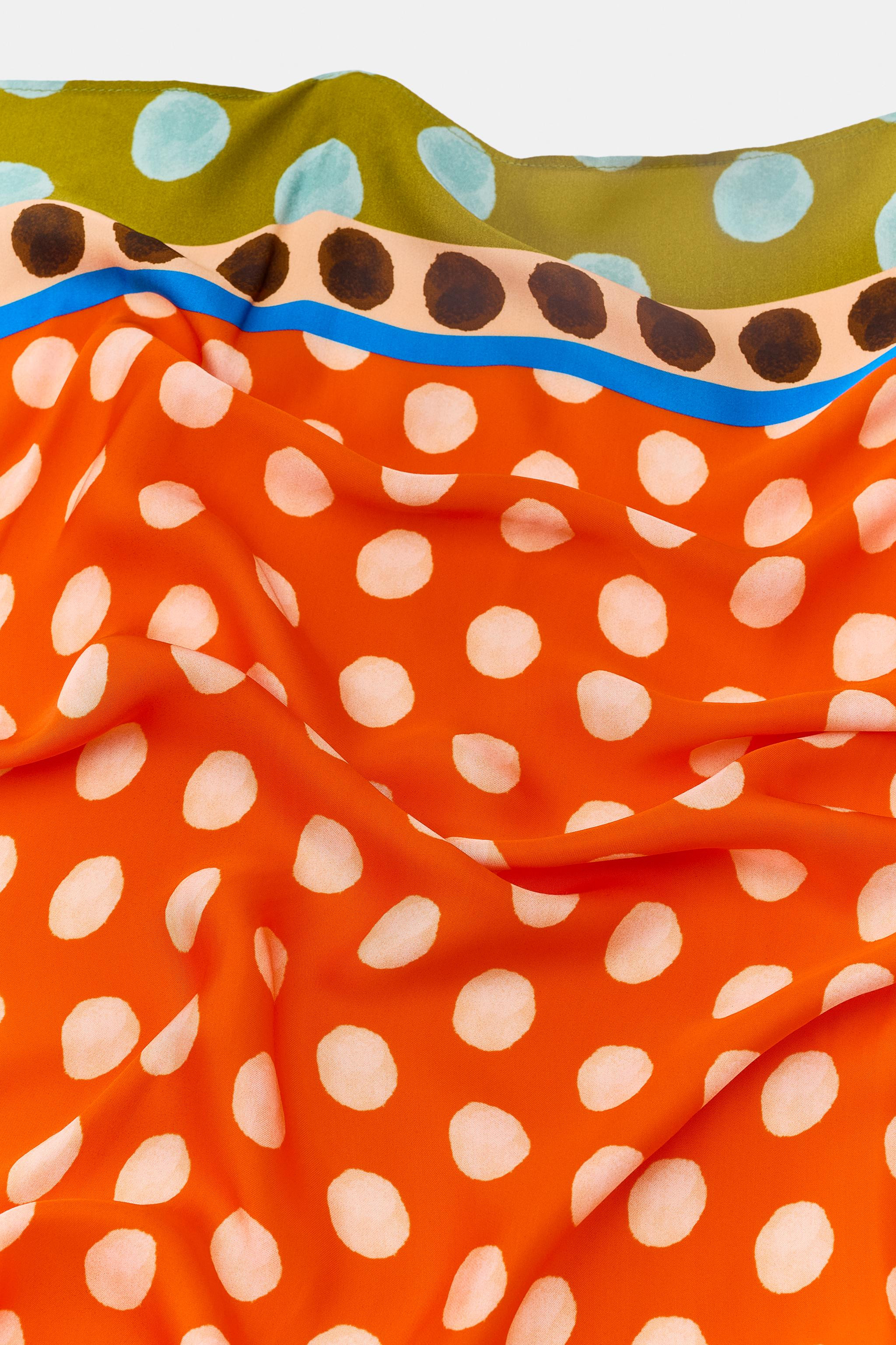 100% VISCOSE POLKA DOT PRINT SCARF | Zara US