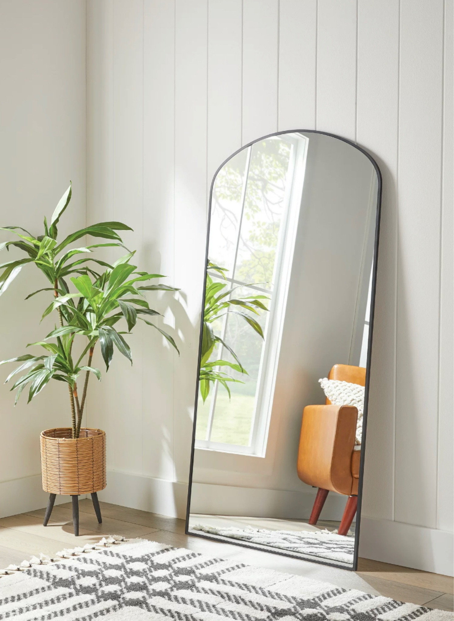My favorite arch mirror is on sale  

#LTKHome #LTKSaleAlert #LTKFindsUnder100