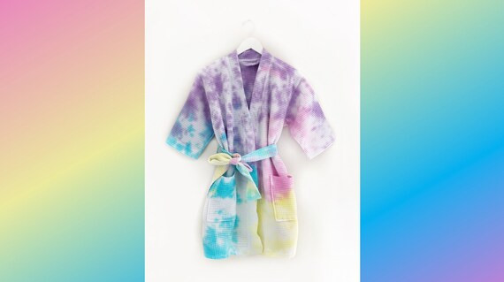 Etsy (US) — shop this pick from Emily's edit