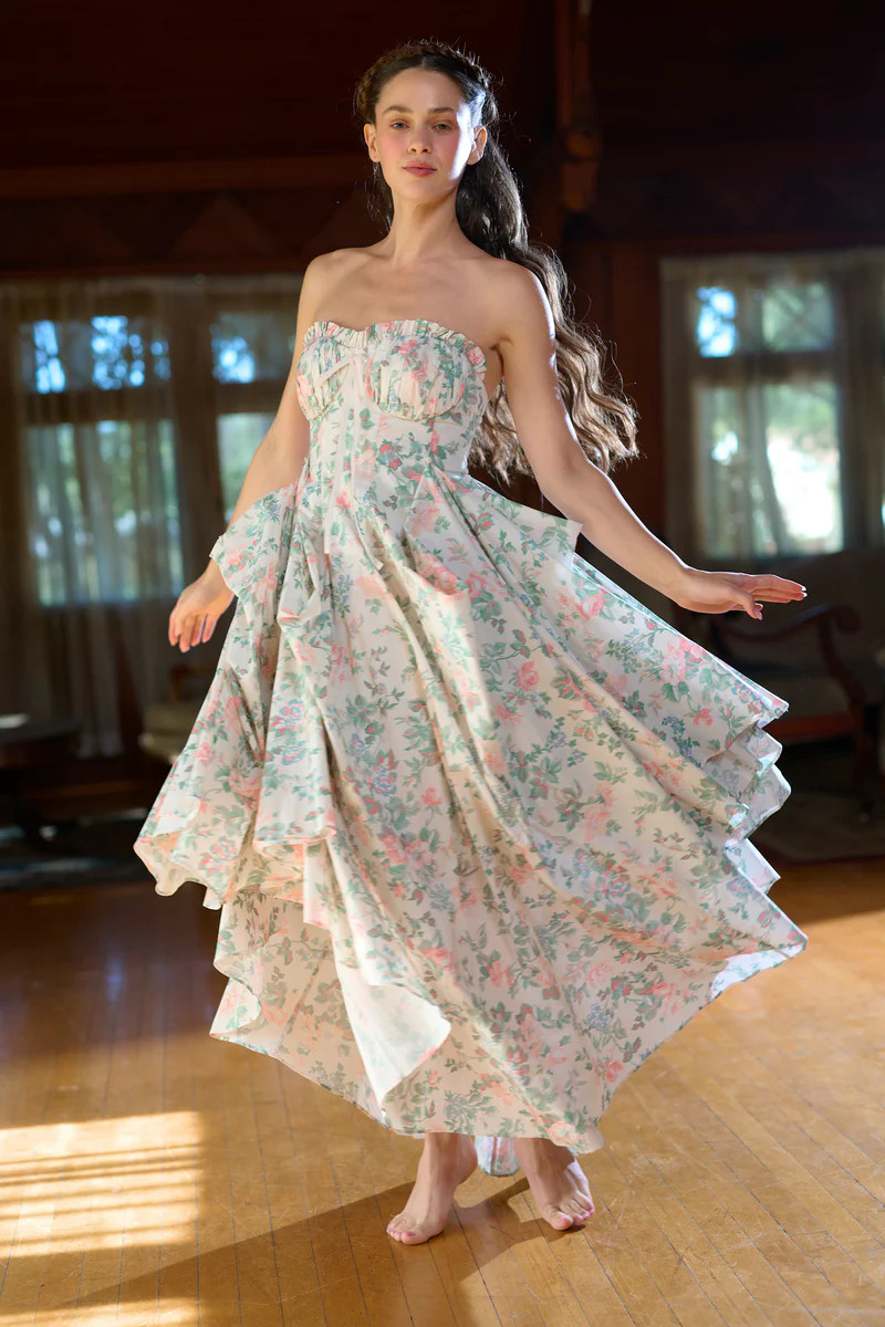 The Orchard House Engagement Gown | Selkie Collection