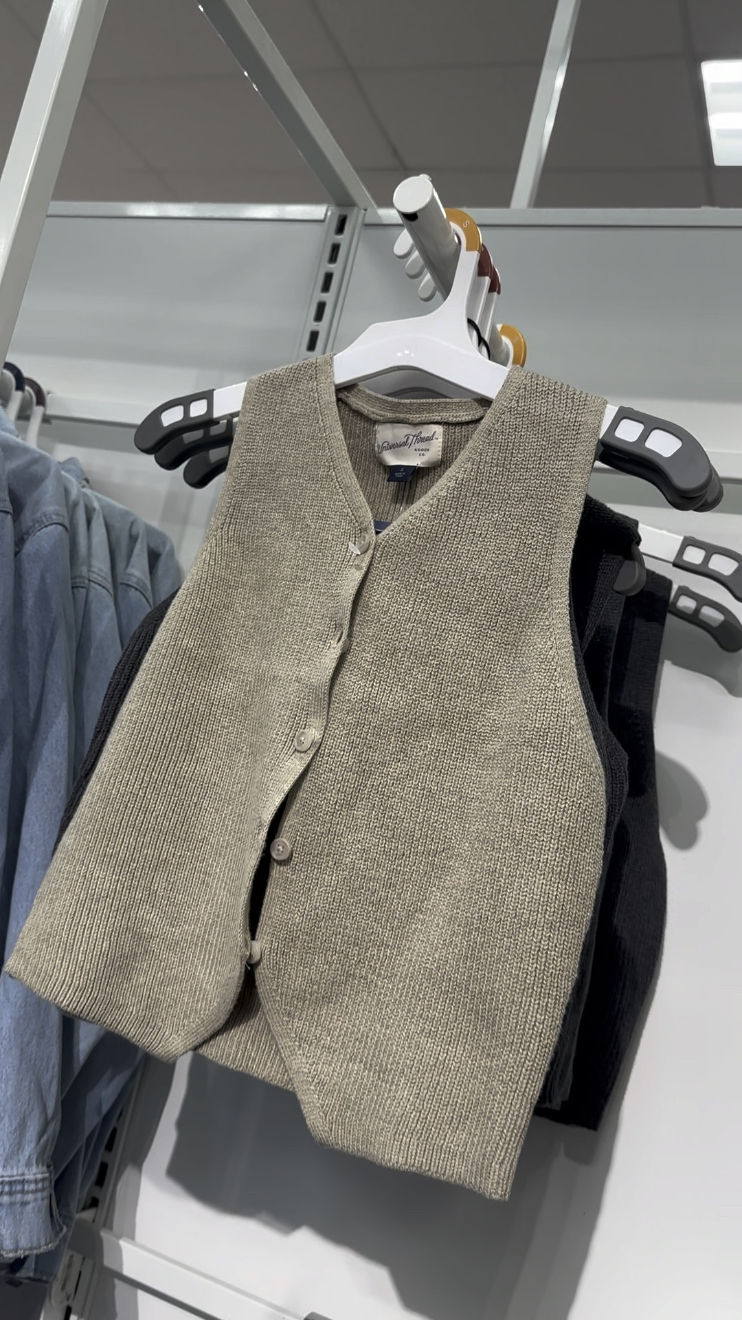 This new universal thread sweater vest at target looks so high end! Comes in two colors, XS-4X, and it's under $20!
..........
Button front sweater vest sweater tank button up tank button down tank Abercrombie dupe sleeveless top fall trends fall outfits summer trends summer outfit travel outfit casual outfit casual look summer look Anthropologie dupe Madewell dupe 

#LTKWorkwear #LTKFindsUnder50 #LTKStyleTip