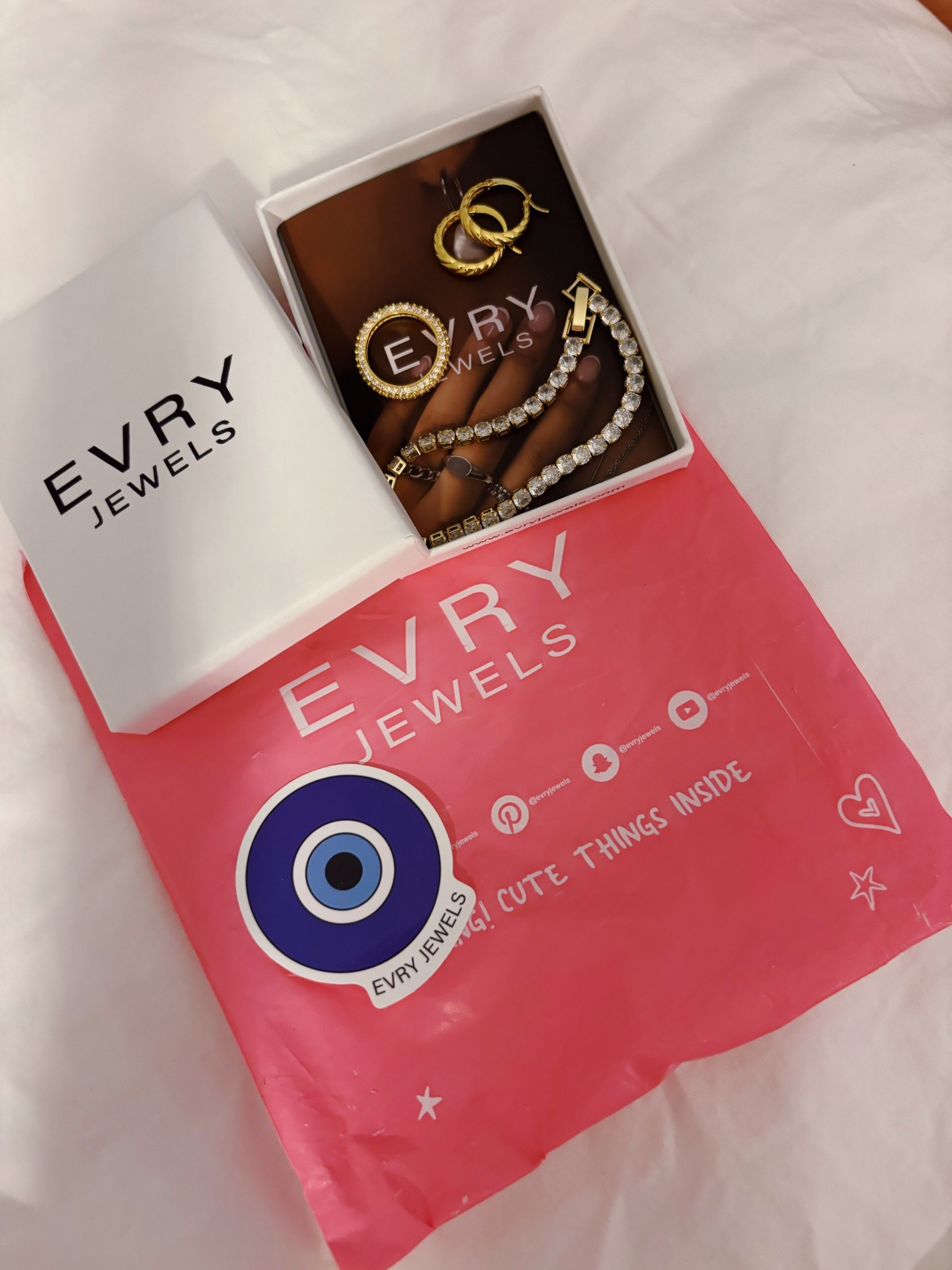 Obsessed with EvryJewels use code ZEINA