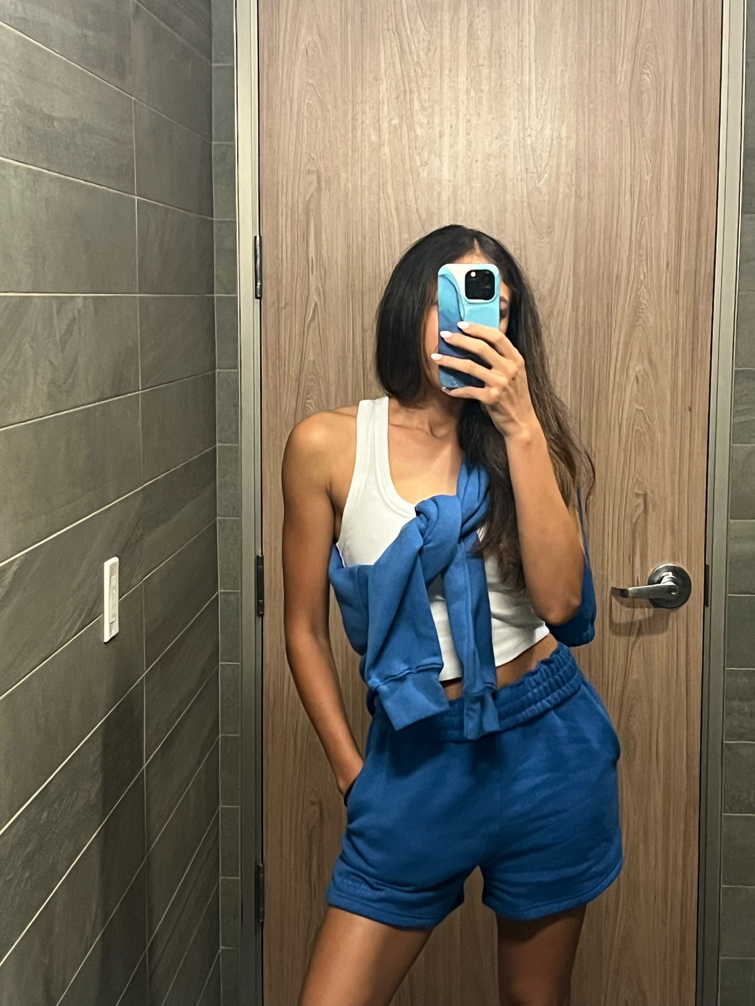 Smurf athleisure. Perfect travel fit. 

#LTKstyletip #LTKfitness #LTKU