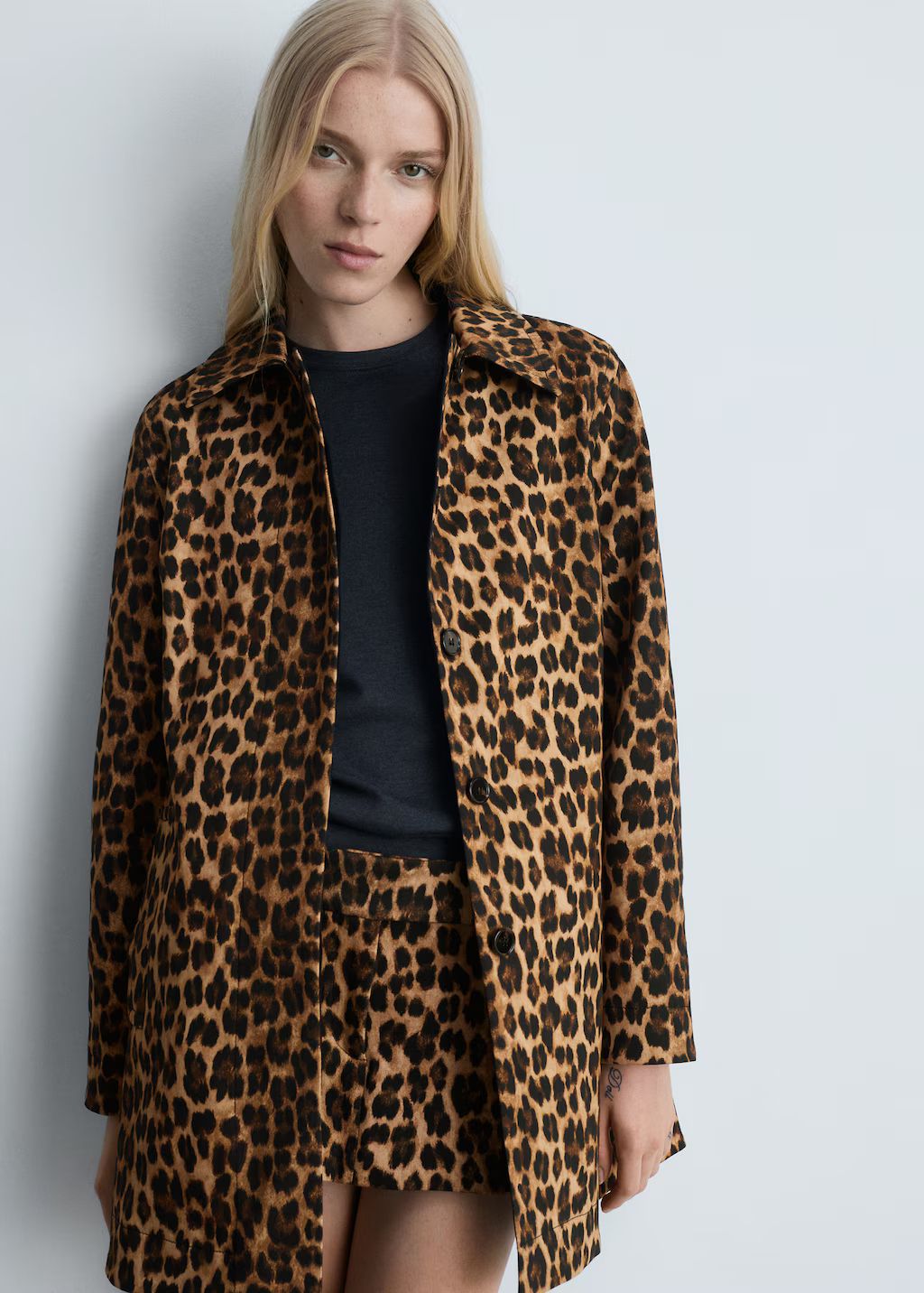 Leopard straight coat - Woman | MANGO USA | MANGO (US)