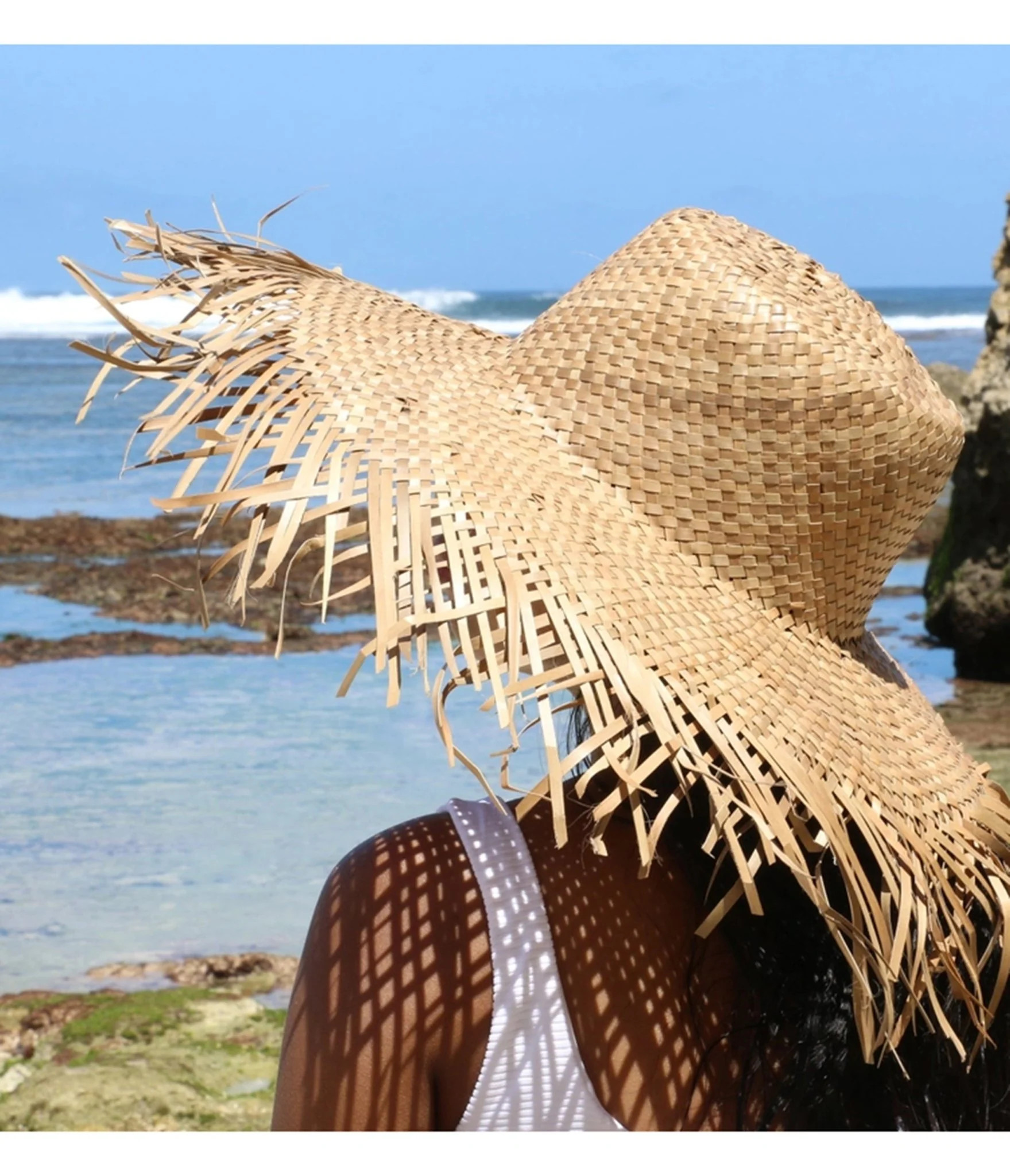 Tan Raffia Frayed Edge Hat | Unique Vintage - North America