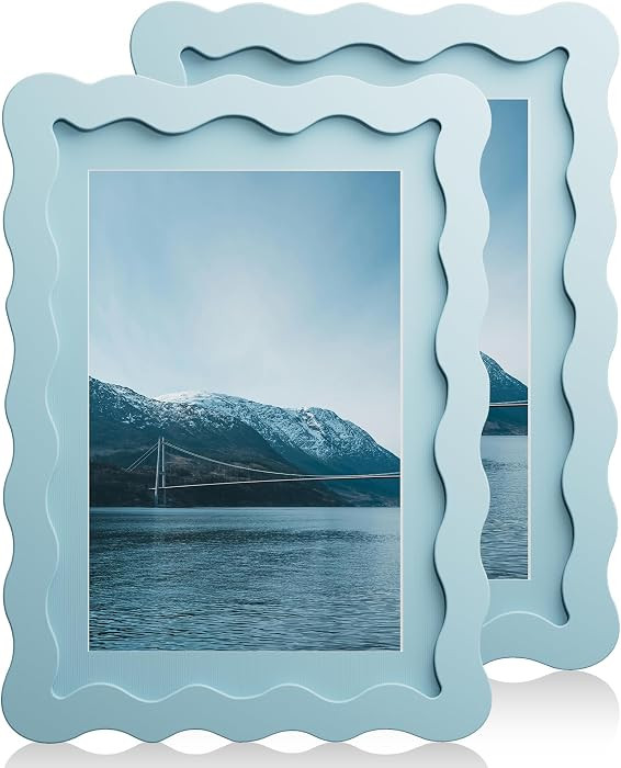 5x7 Wavy Picture Frame with 4x6 Mat, 5 x 7 Wood Frame, Real Glass | Amazon (US)