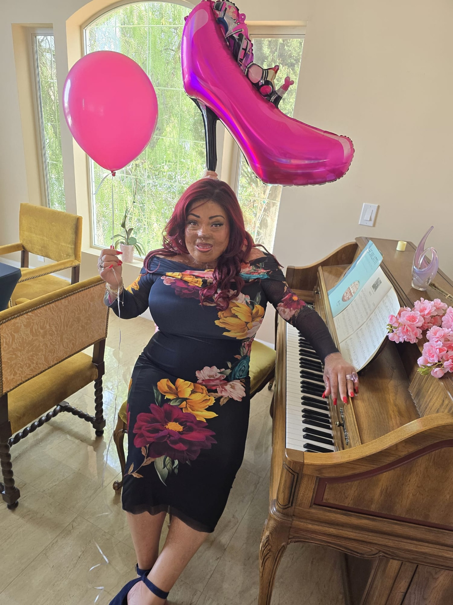 What a dress by @shopafrm🌹

I’m wearing the Cornelia in Navy Block Floral, but it’s sold out! 

Cornelia comes in different patterns and navy block floral comes in a different style!

I love AFRM for being gorgeous and comfortable at the same time!

midi dress, off shoulder dress, floral dress? Wedding guest dress, brunch 

#LTKMidsize #LTKPlusSize #LTKOver40