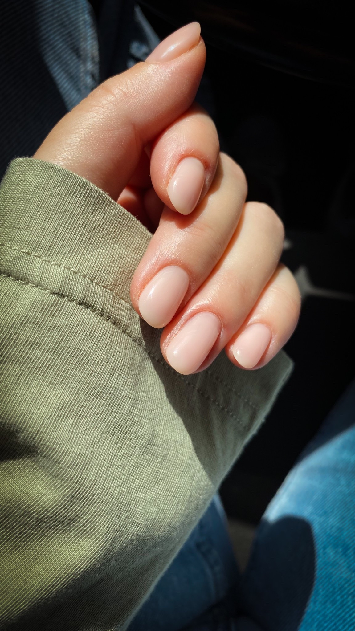 Soap Nails Trend —The ‘clean girl’ manicure—soft, sheer, and subtly glossy. 


#LTKBeauty #LTKStyleTip