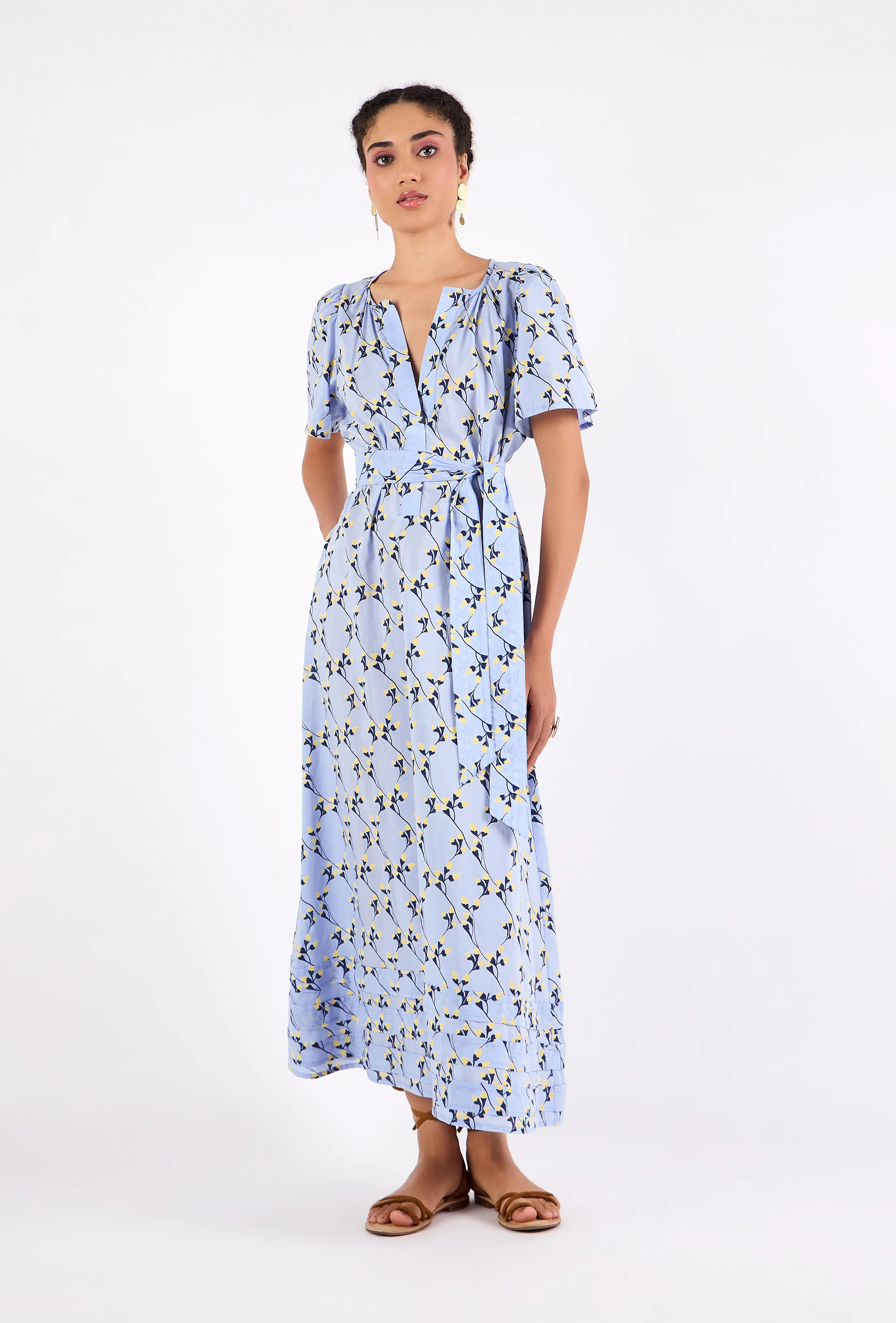 1363 Suzi | Beyond By Vera