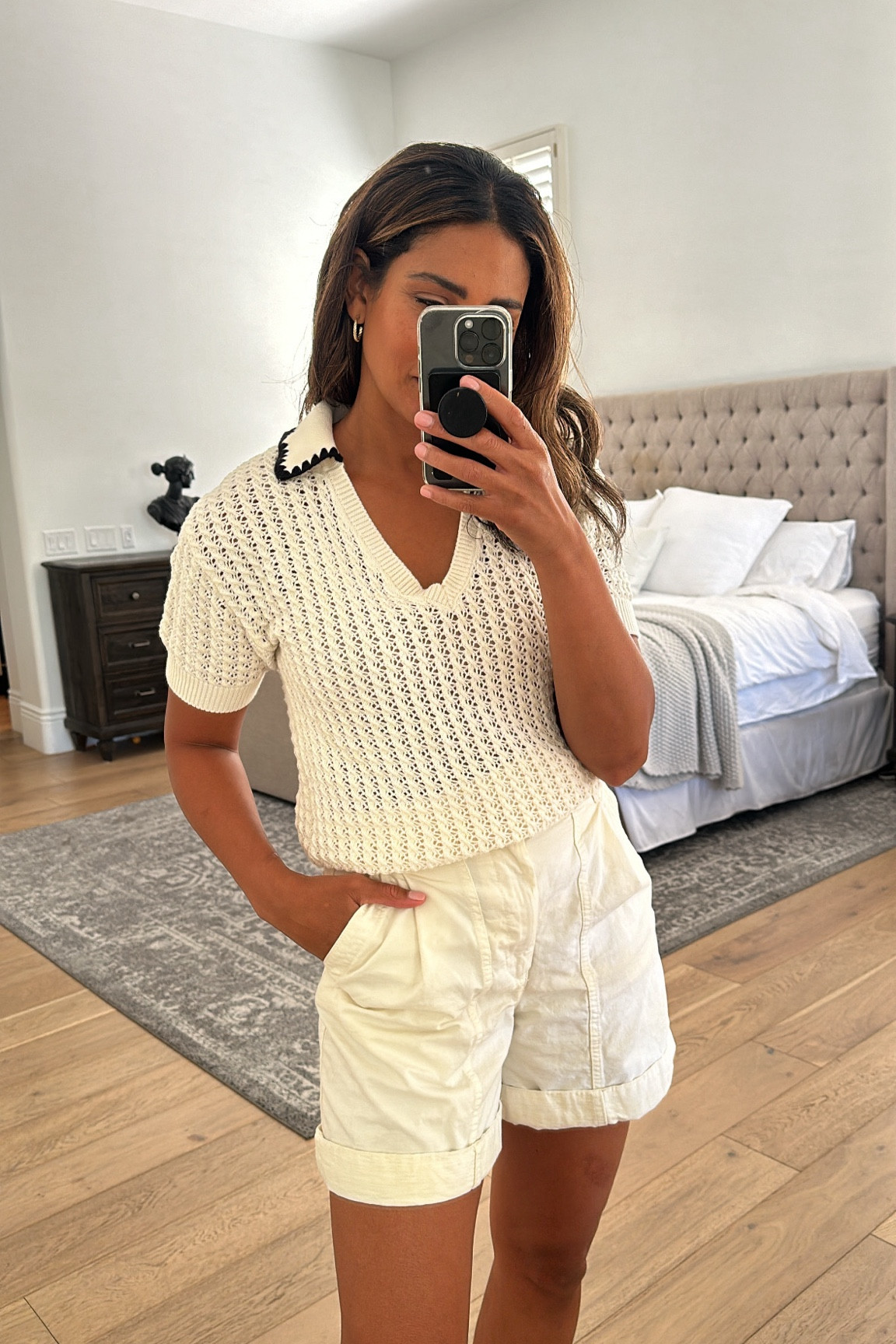 KNIT POLO//timeless and classic with the most darling trim, comes in B/W too and fits true to size. Wear this year round!!!

#neutral #outfit #laidback #luxury #knit #polo #outfitinspo 

#LTKStyleTip