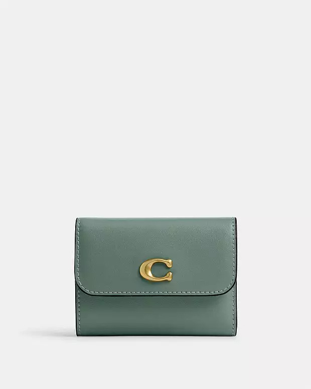 Essential Card Holder Wallet | Coach (US)