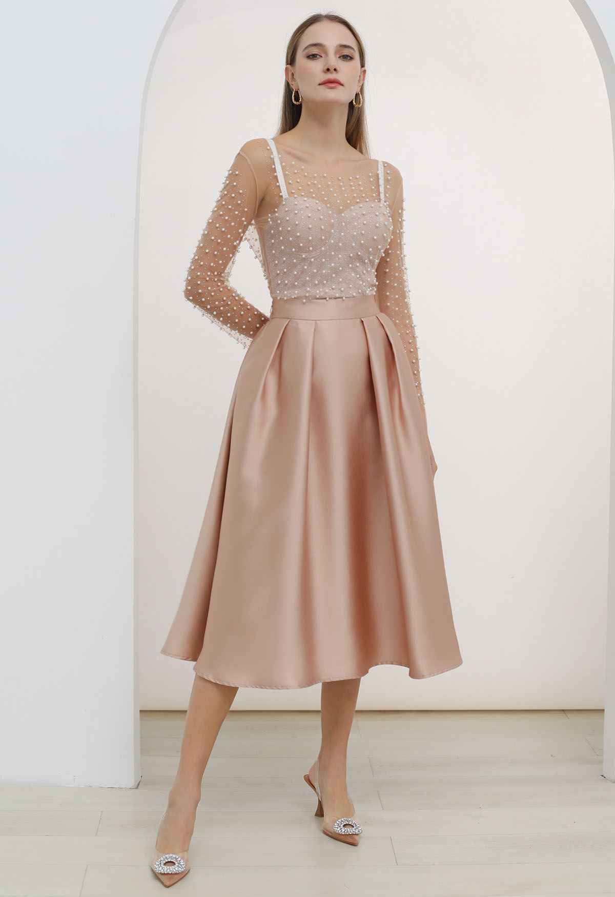 Sleek Side Pockets Pleated A-Line Midi Skirt in Coral | Chicwish