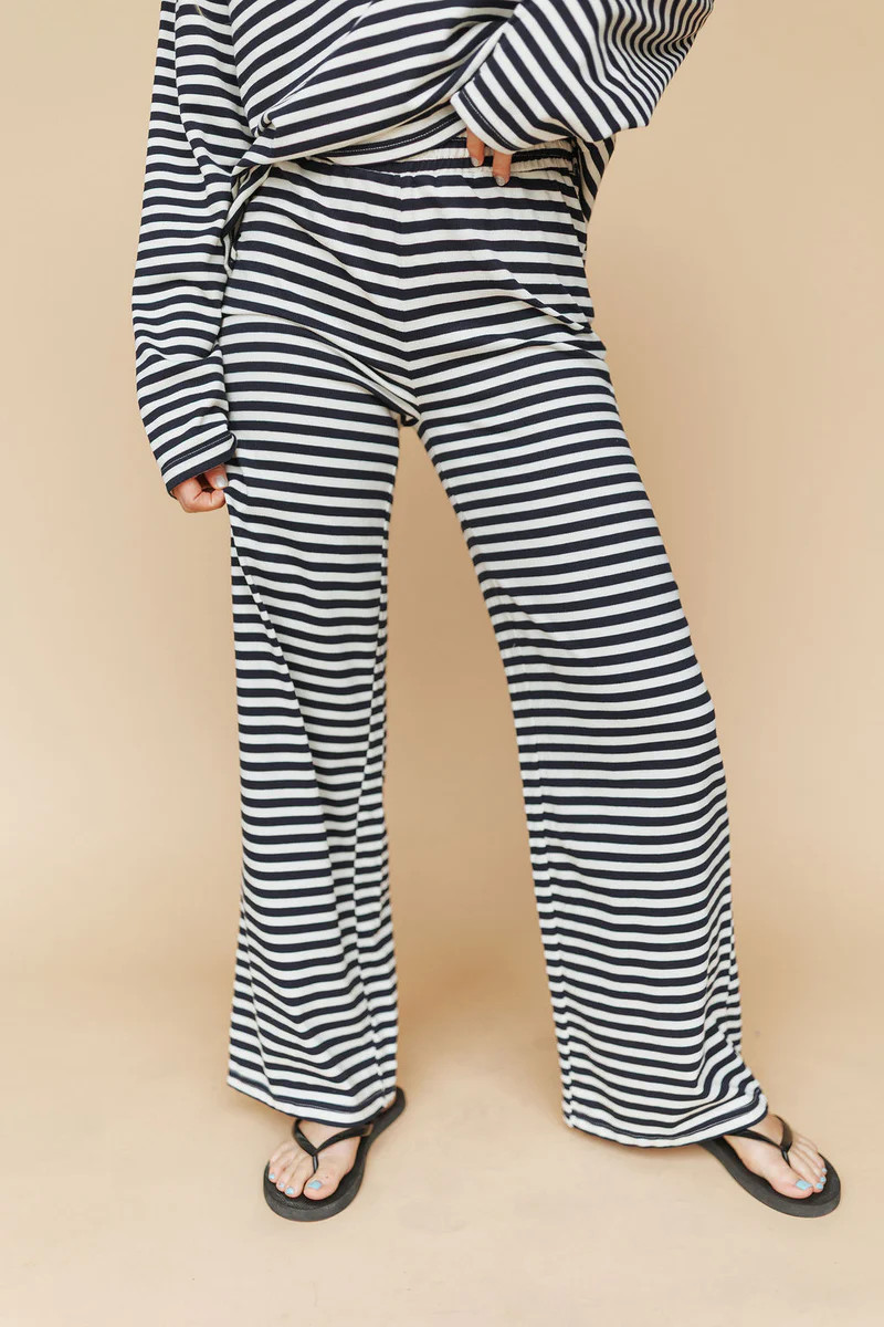 Lauren Stripe Pants in Navy | Henly