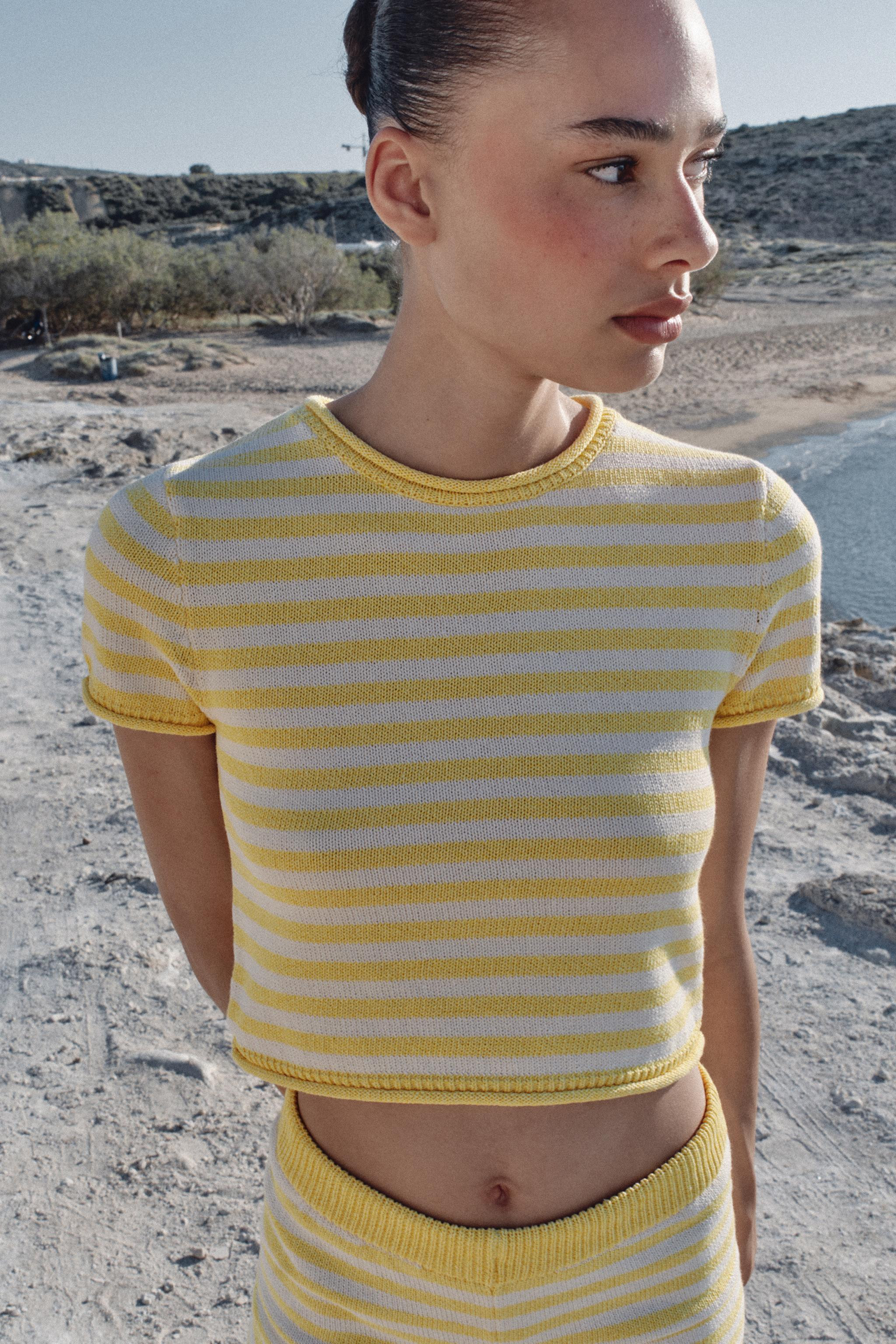 STRIPED KNIT CROP TOP | Zara UK