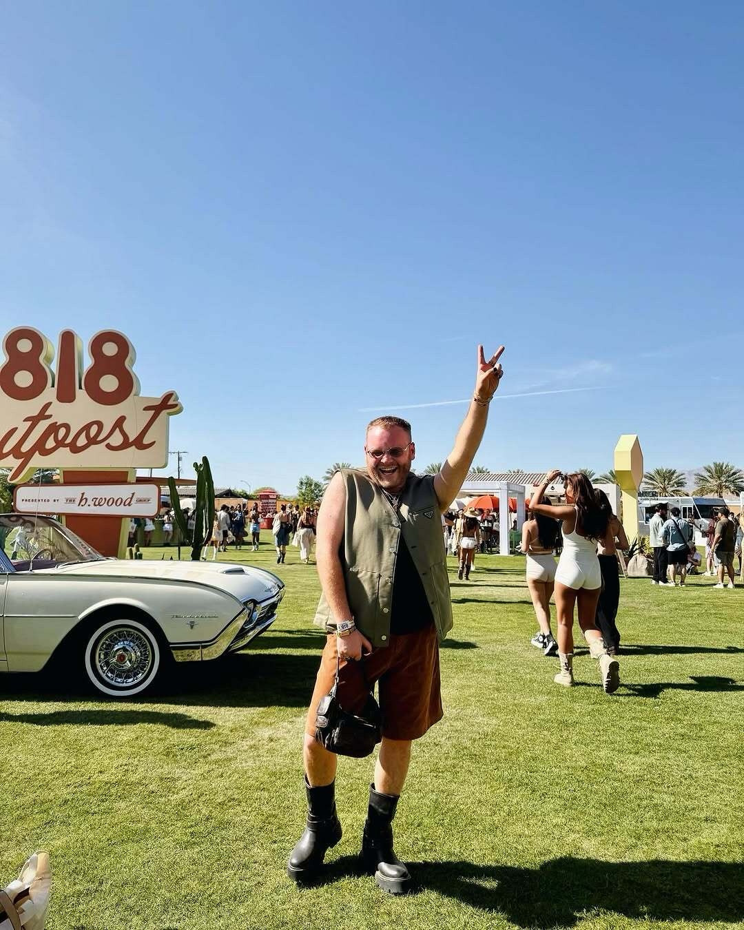 wait minus my mini heat stroke and water blisters that was actually so much fun hahah 

#LTKStyleTip #LTKFestival