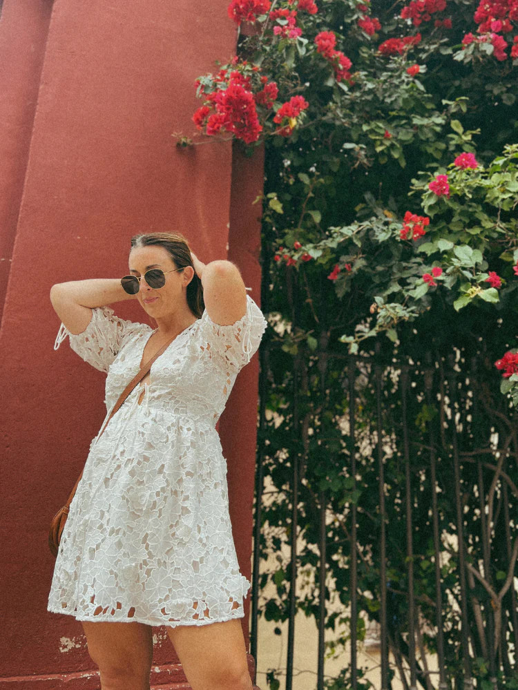 Becca 3D Floral White Mini Dress | Confête